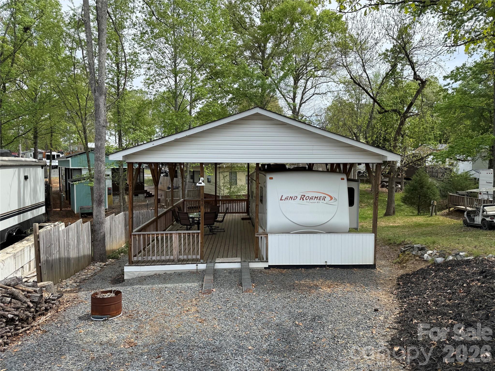 Twin Harbor - Residential