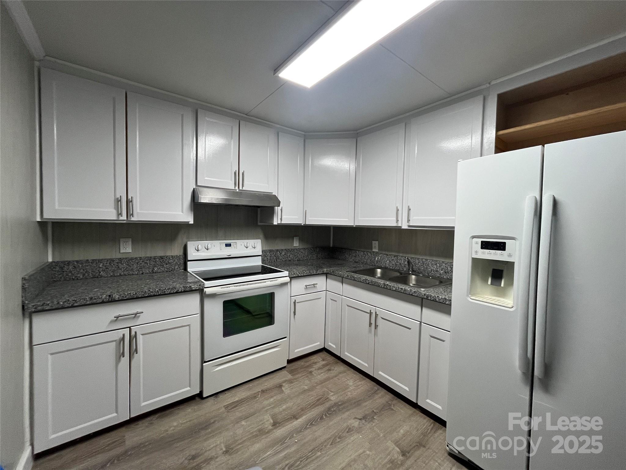 College View - Residential Lease