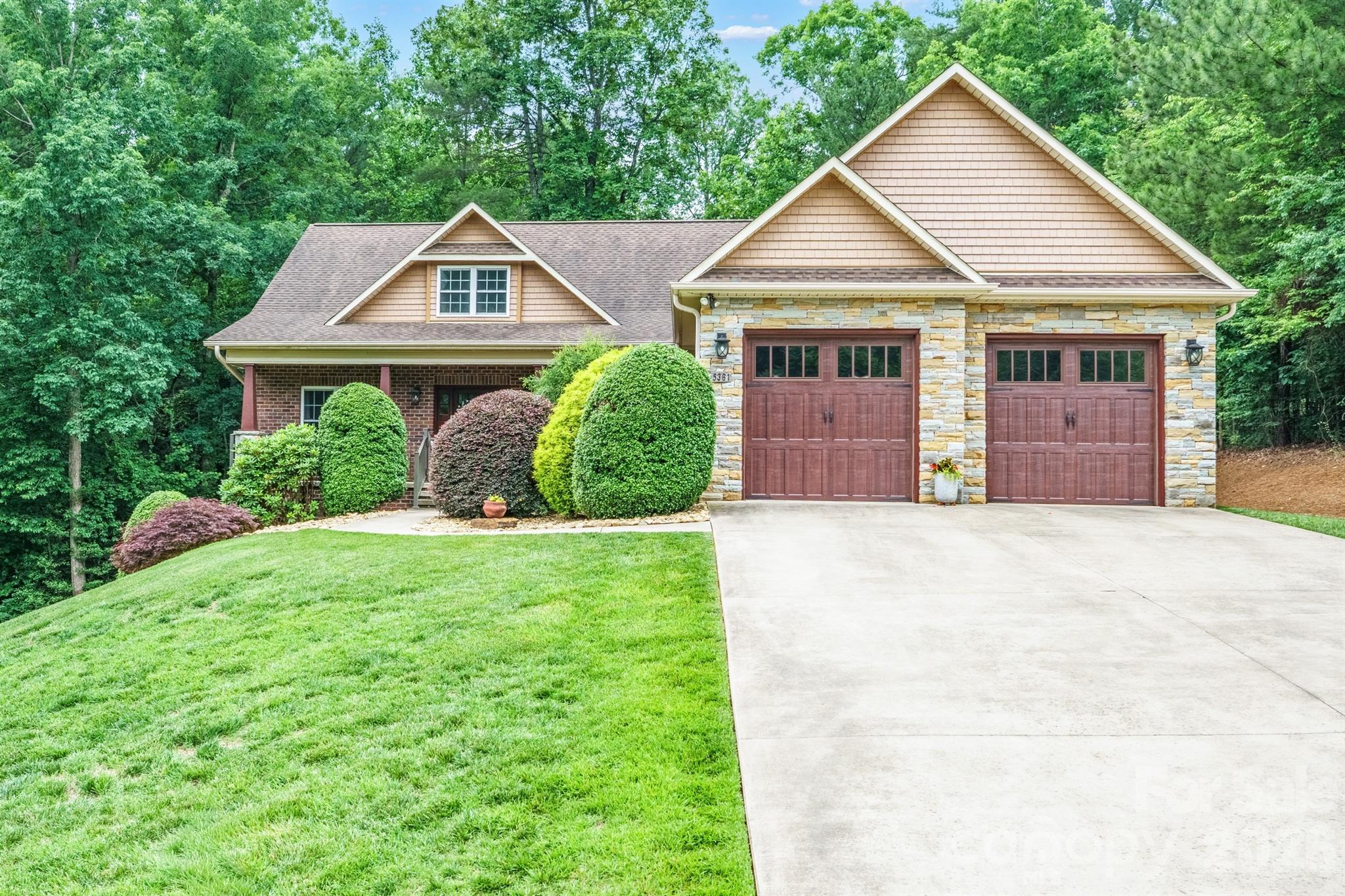 Antler Cove - Residential