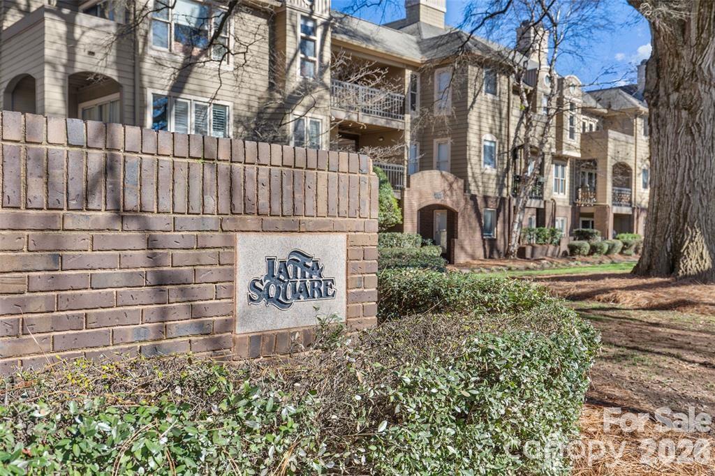 Latta Square - Residential