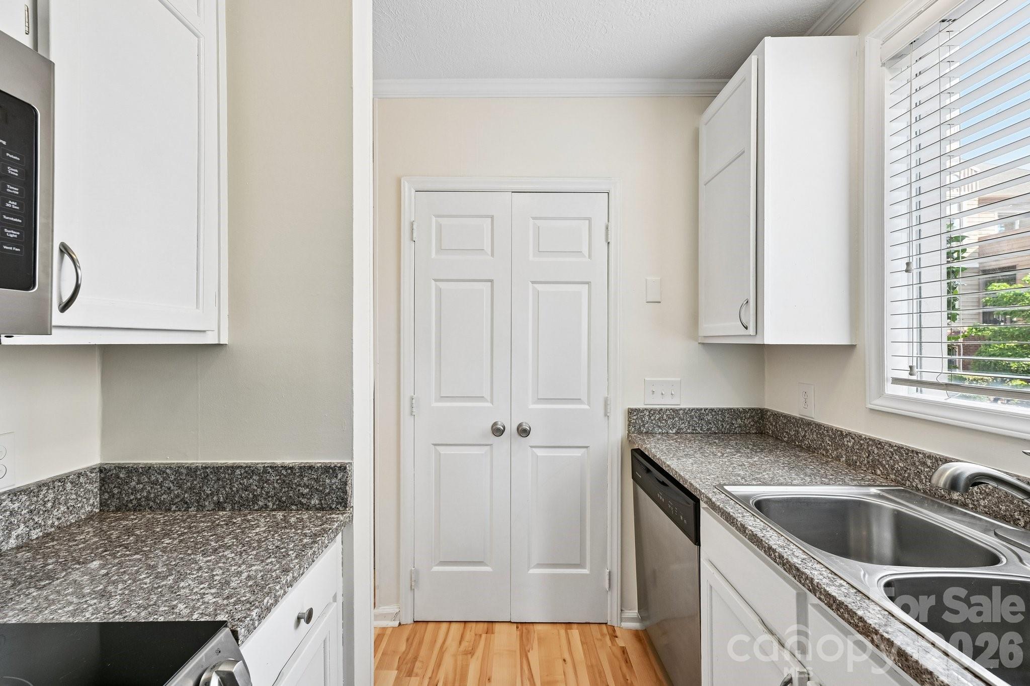 Latta Square - Residential
