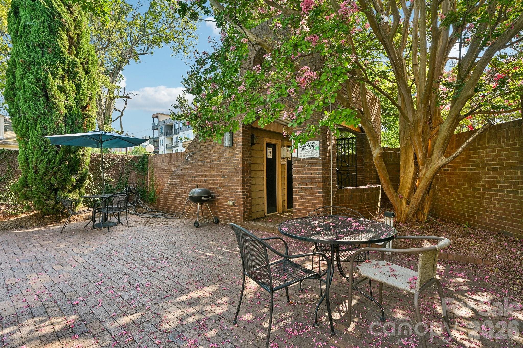 Latta Square - Residential