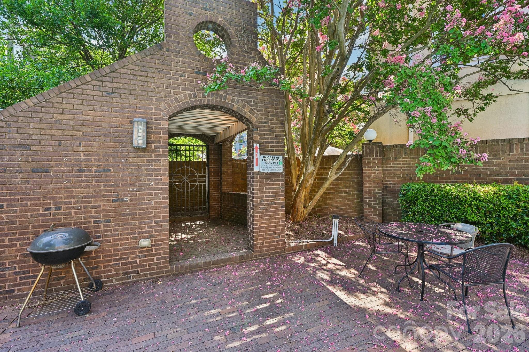 Latta Square - Residential