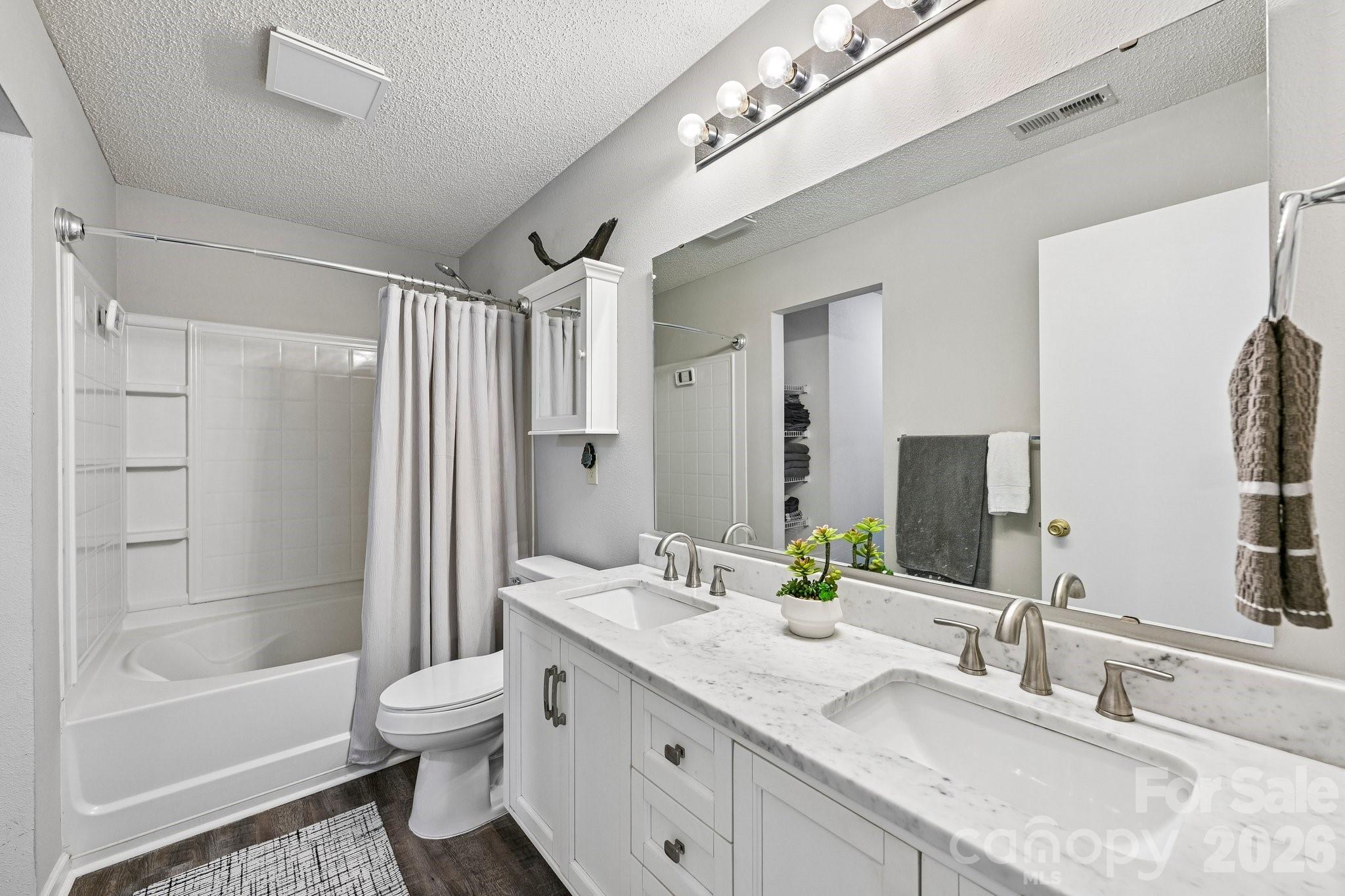 Clover Meadows - Residential