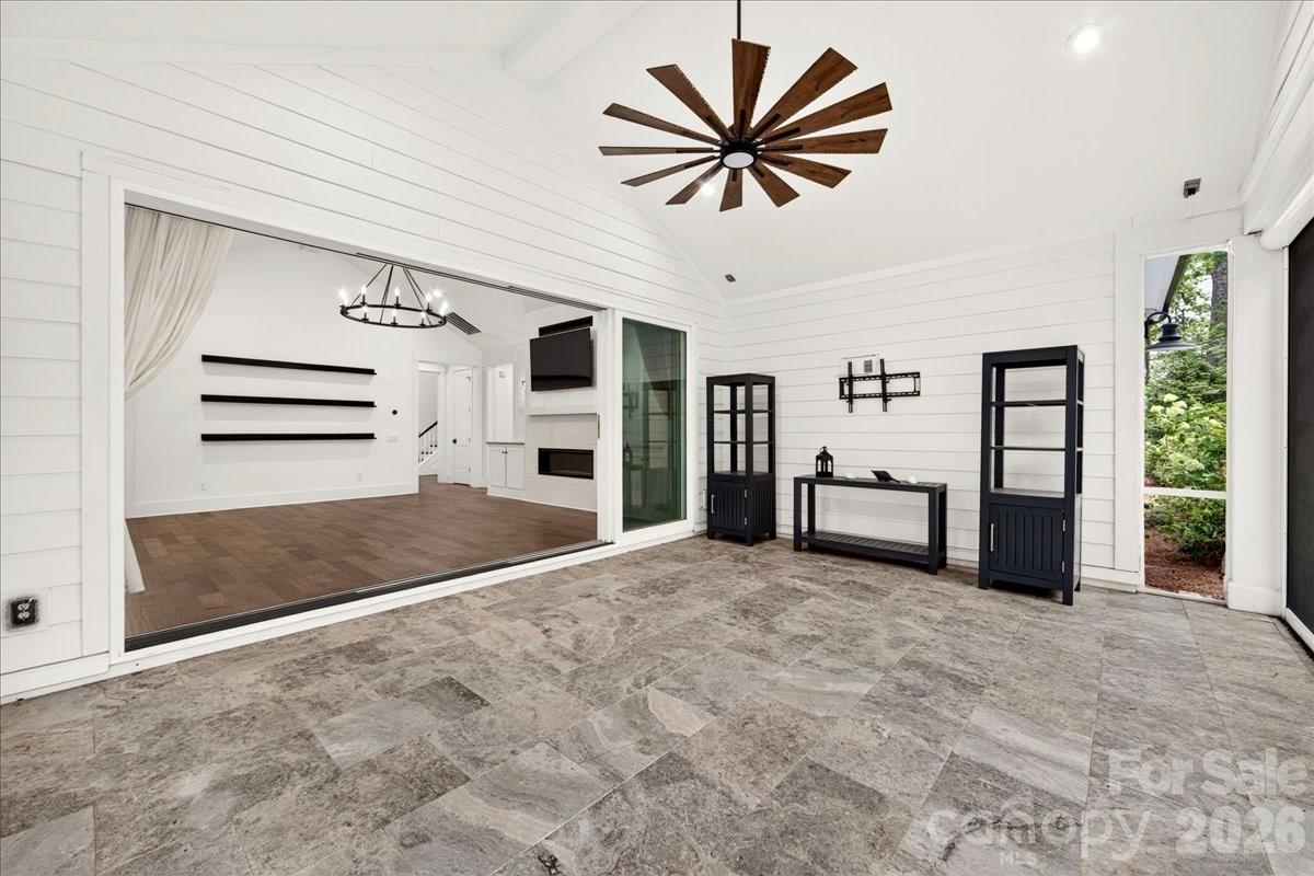 Riverchase Estates - Residential