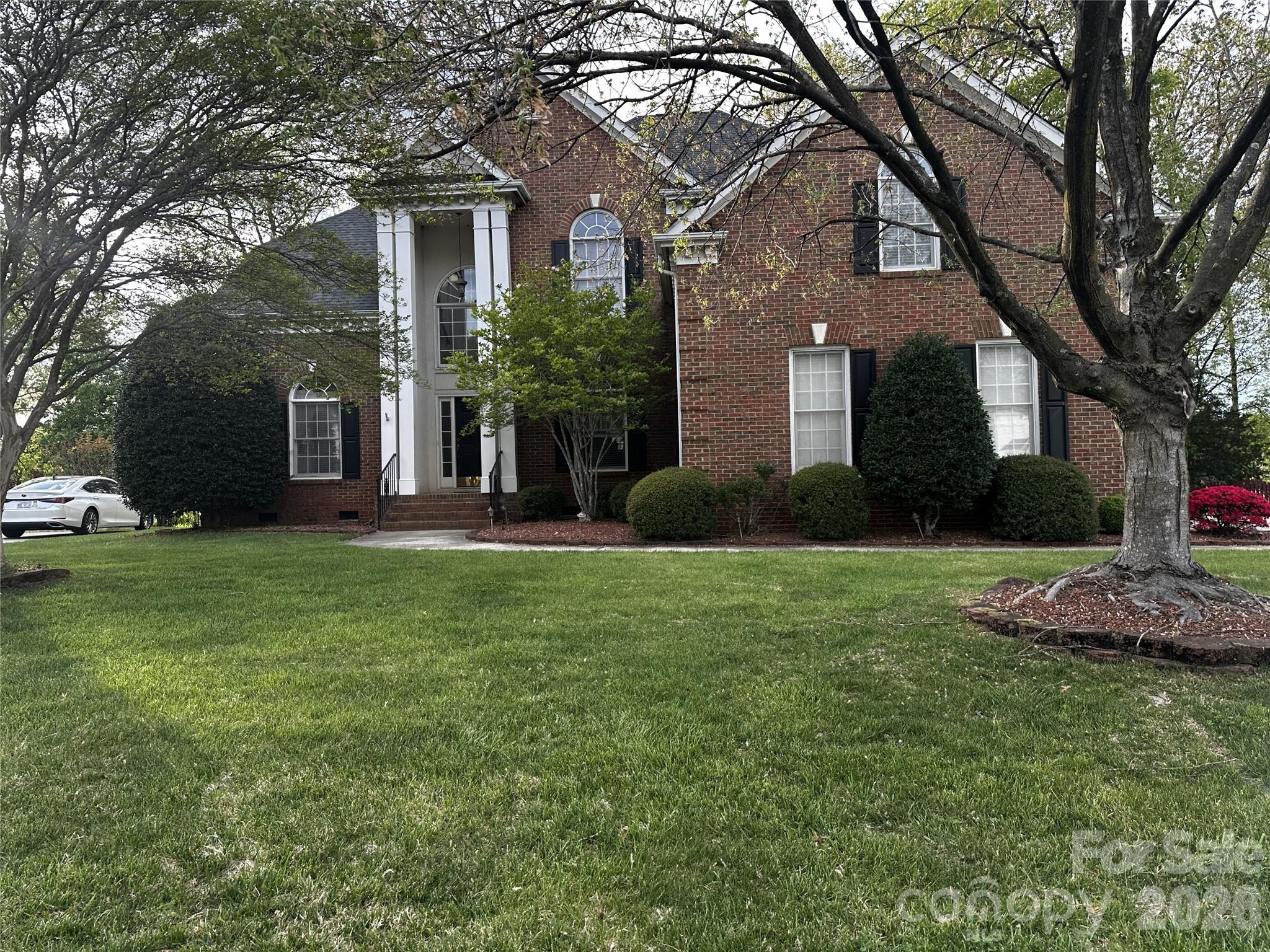 Spacious, versatile, and perfectly located — this 5+ bedroom home offers the layout today’s buyers are searching for. With nearly 3,800 sq ft of living space, you’ll find room for everything: large bedrooms, multiple living areas, and flexible bonus spaces ideal for a home office, media room, or additional bedrooms. The open flow and generous footprint make it perfect for growing families or investors seeking strong resale and rental appeal.


Situated in a prime Charlotte location with easy access to major highways, shopping, and dining, this property combines size, functionality, and convenience — a rare find at this price point. Whether you’re looking to create your dream home or secure your next investment, this one checks all the boxes.



This property is sold AS IS- This sale is contingent on lien holders’ sale approval. Only conventional or ALL cash offers  will be accepted. No blind bids. Buyers will be required to setup an appoint to view the property before any offer will be accepted. Please contact the Listing agent or a Real Estate company agent to assist you on gaining access to the property.