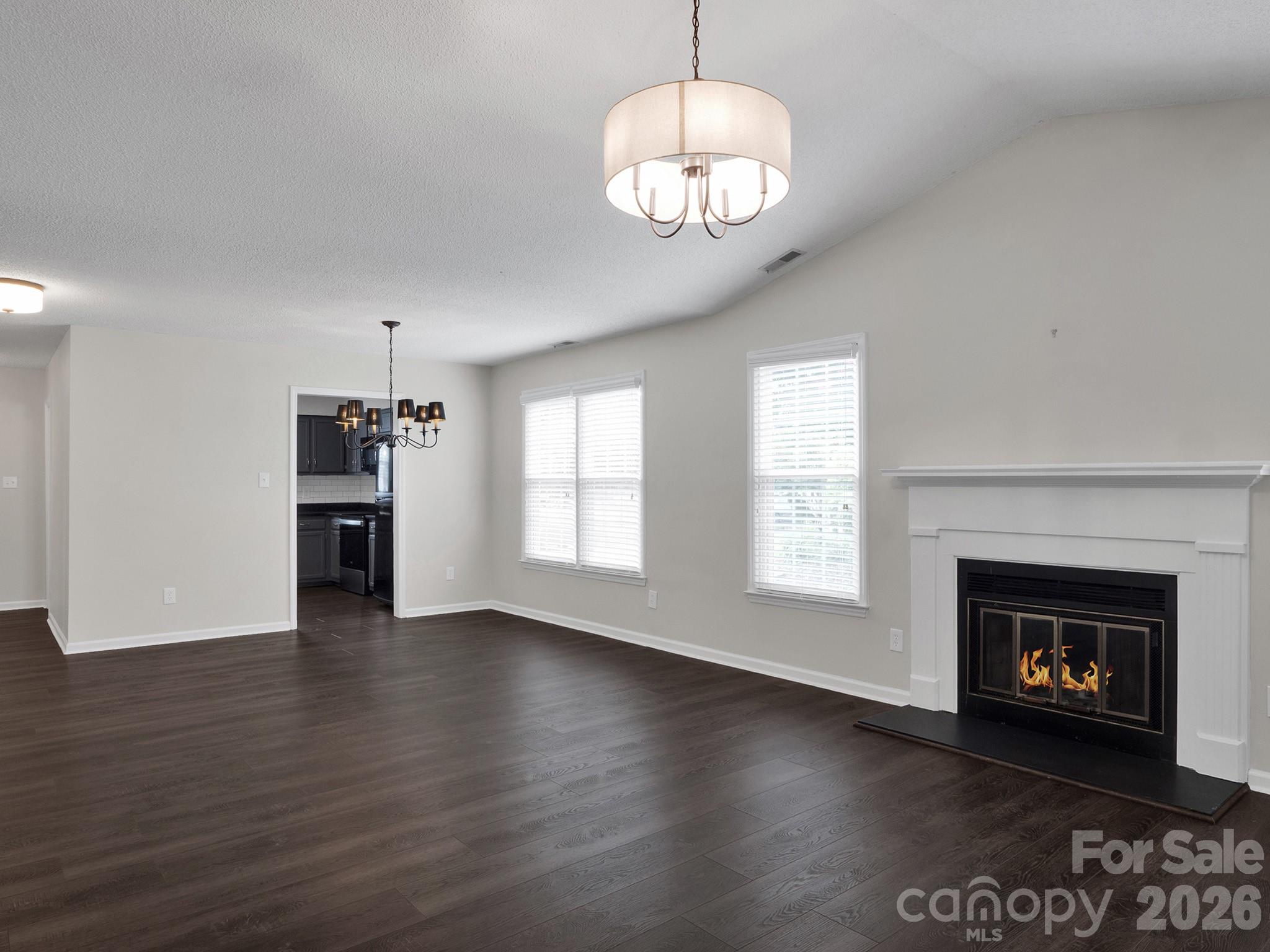 Kensington at Raintree - Residential