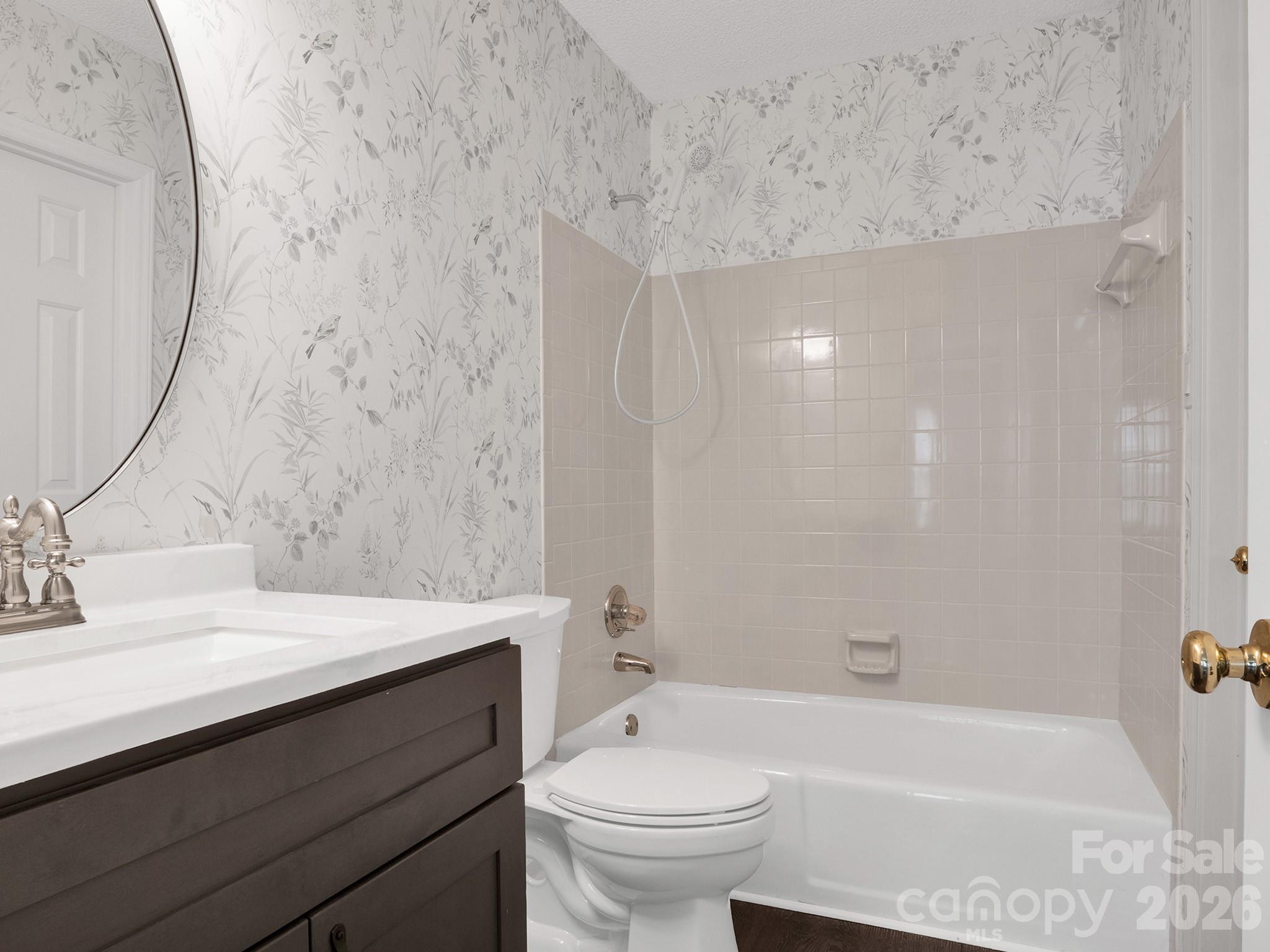 Kensington at Raintree - Residential