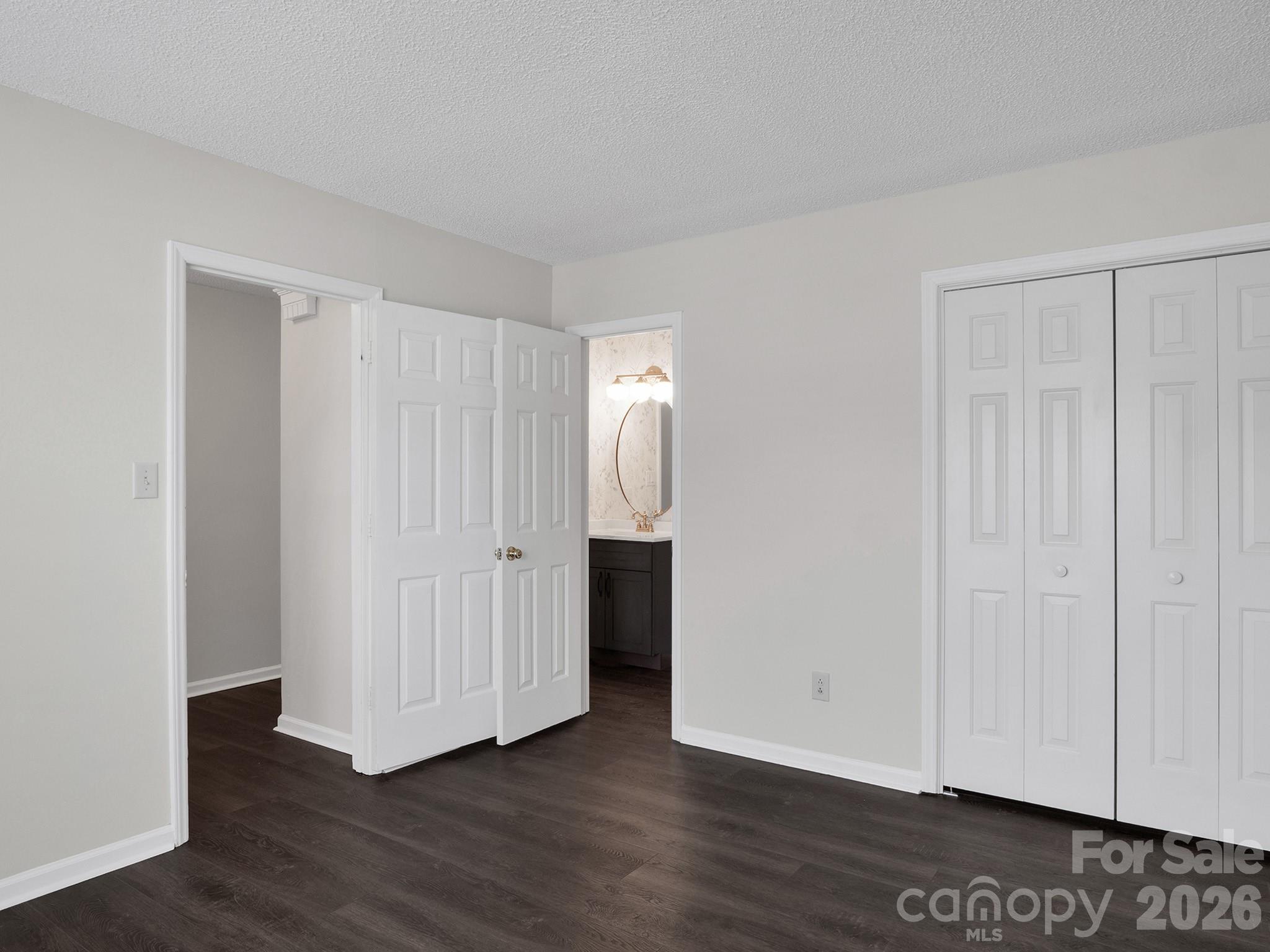 Kensington at Raintree - Residential