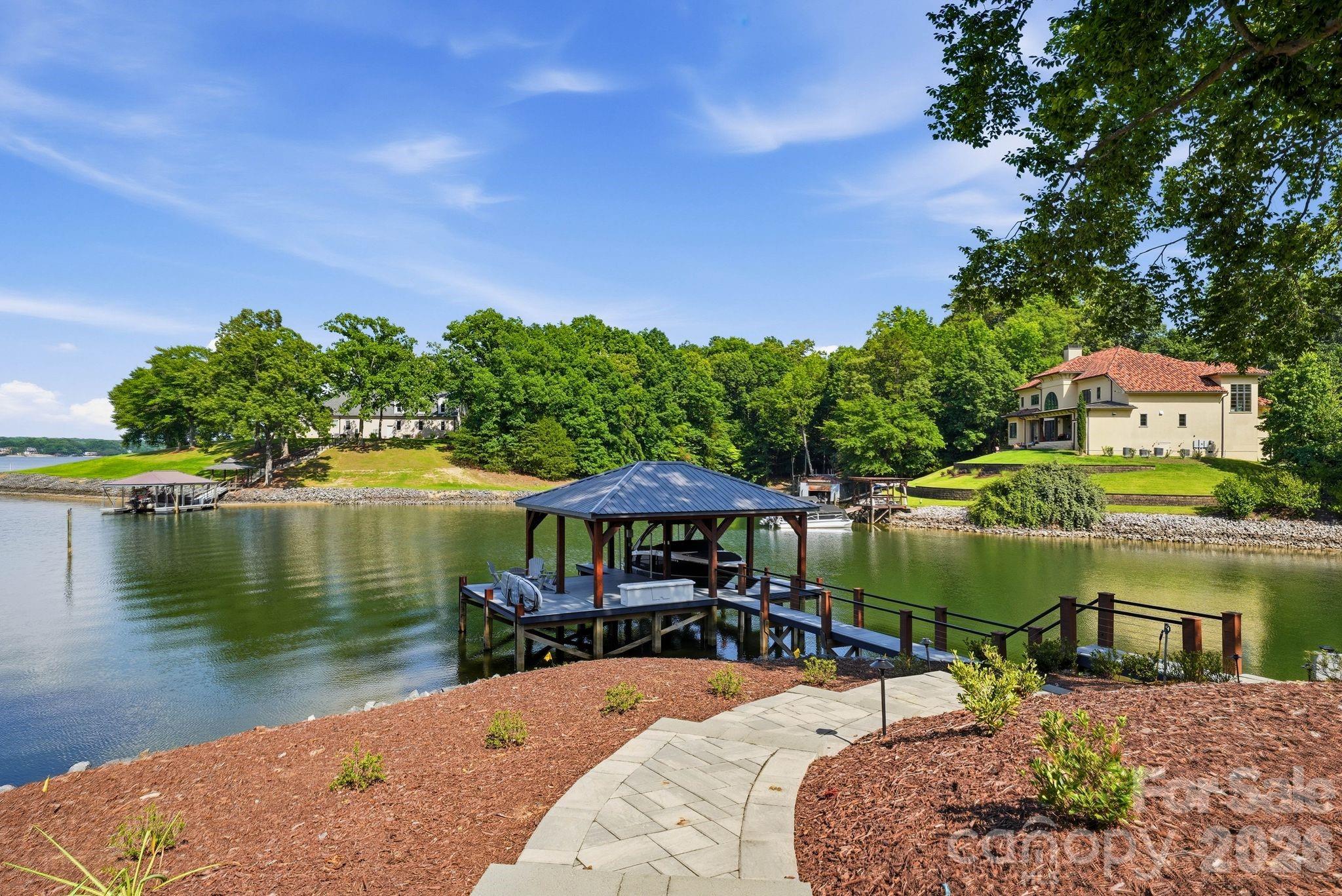 Kiowa Pointe - Residential