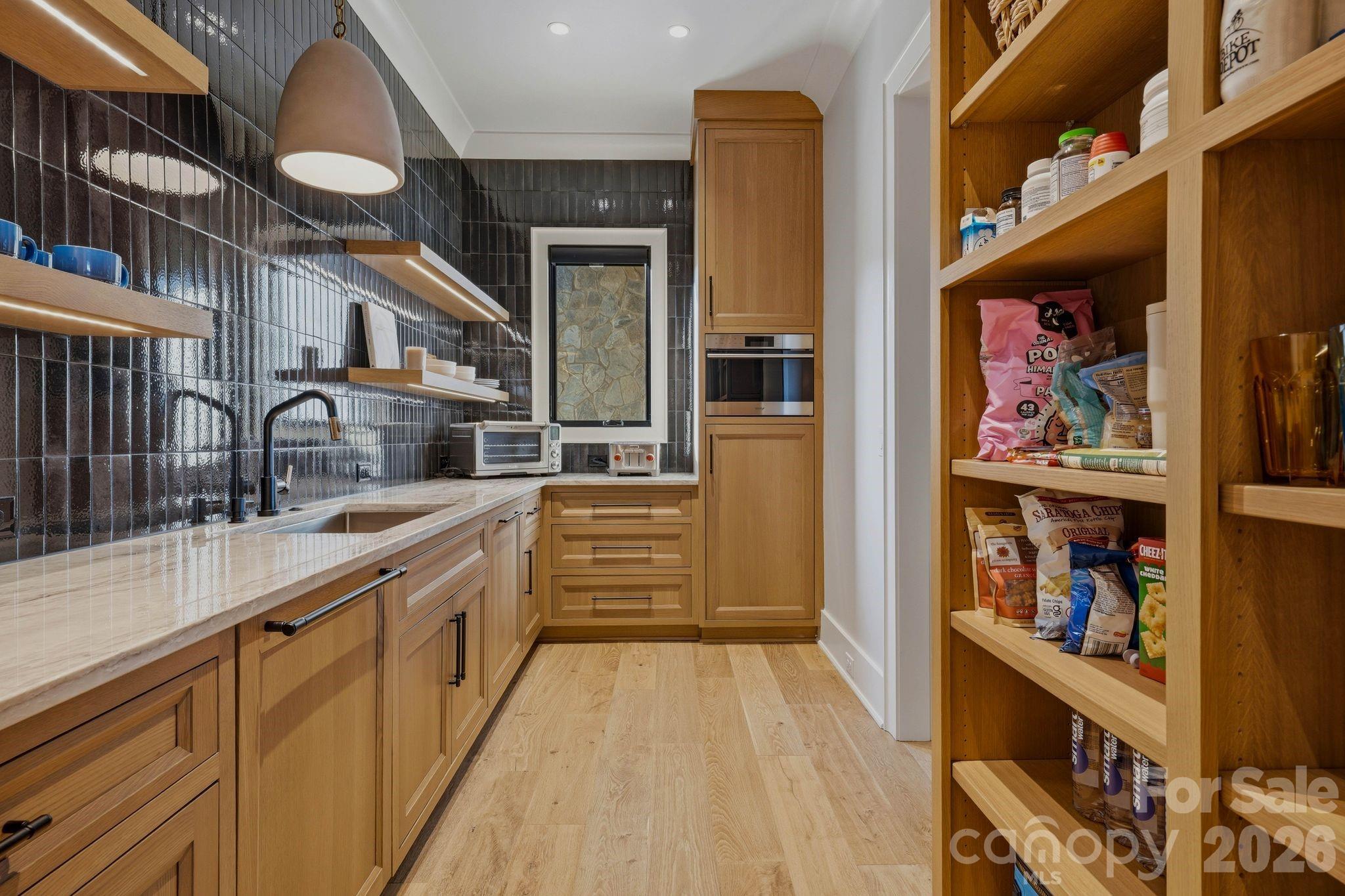 Kiowa Pointe - Residential