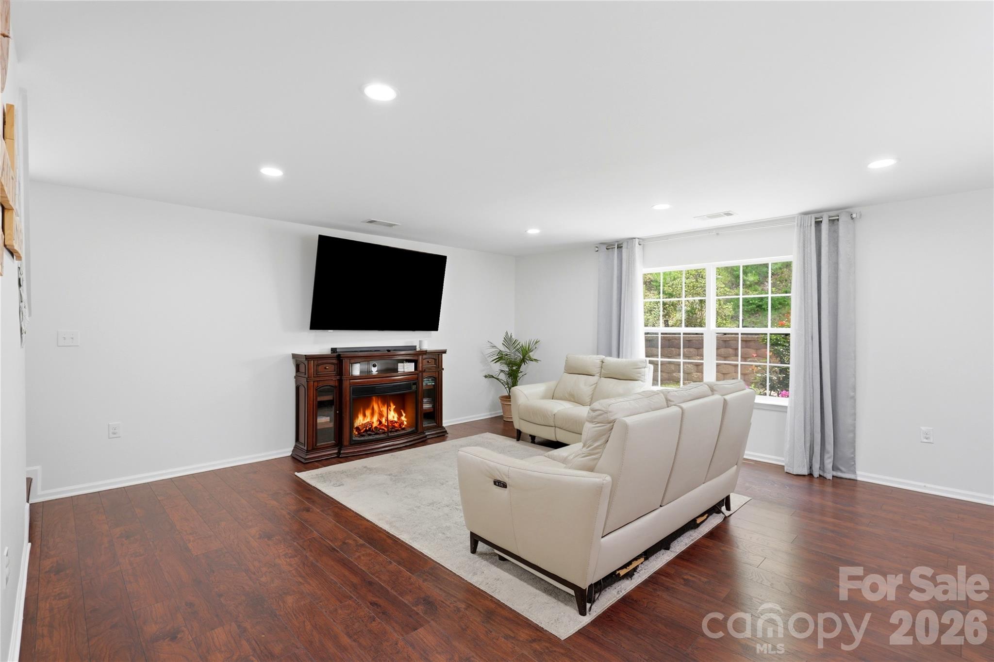 Reid Pointe - Residential
