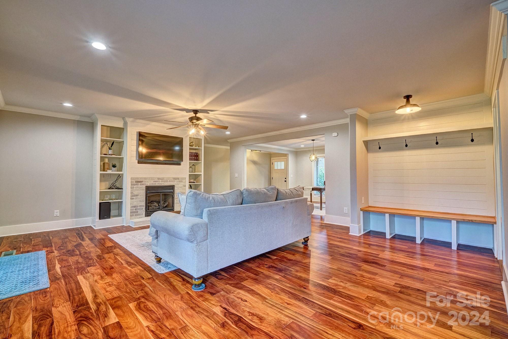 River Hills - Residential