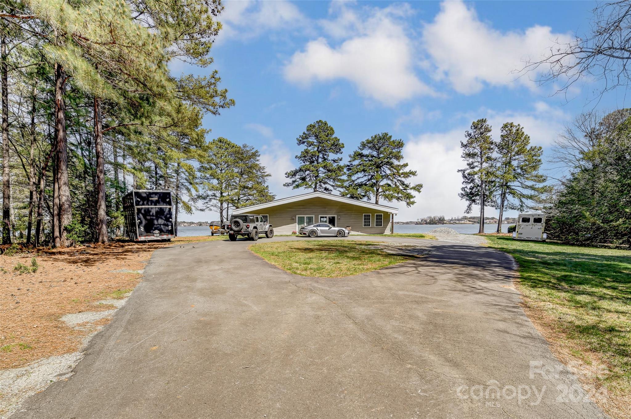 Luckey Point - Residential