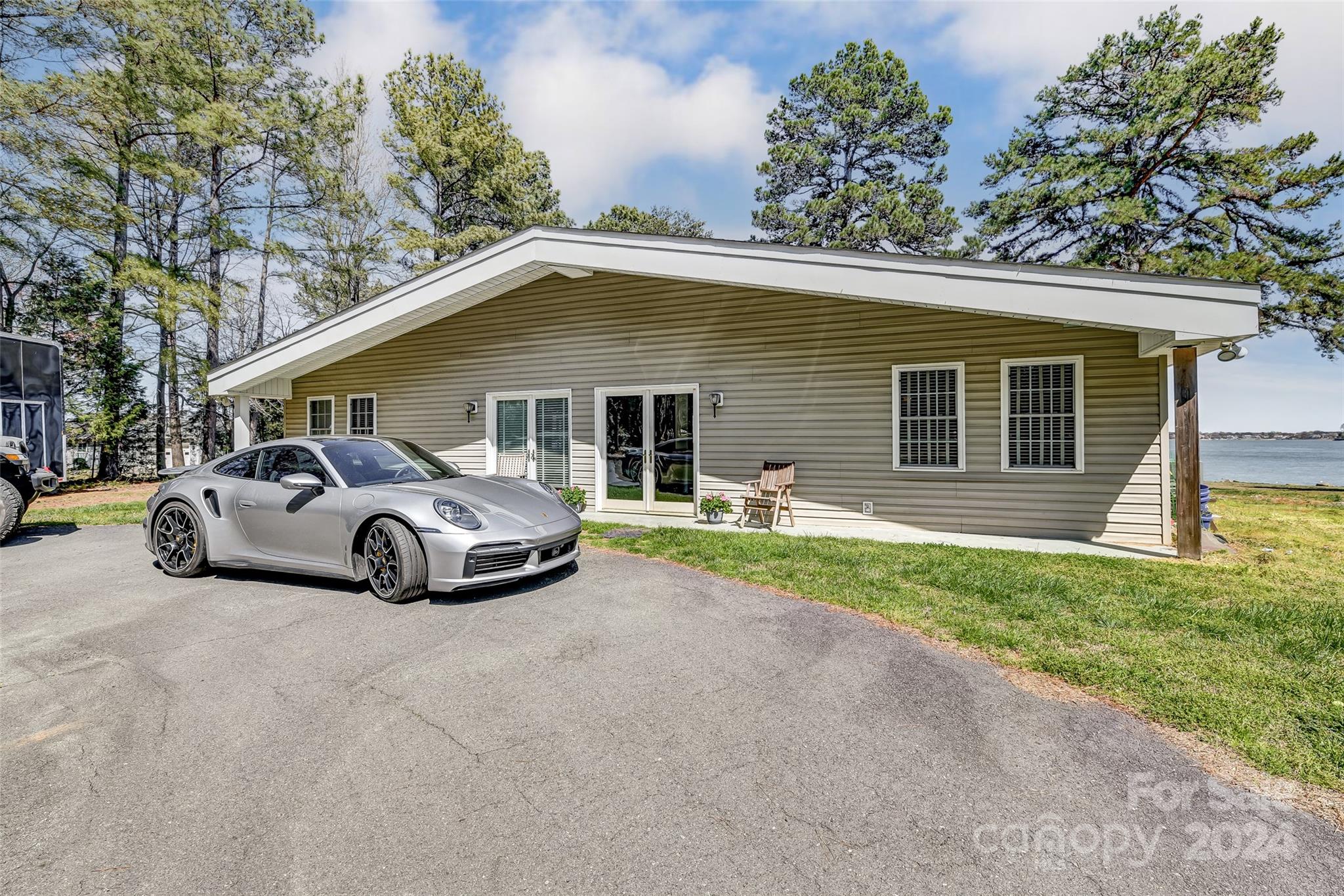 Luckey Point - Residential