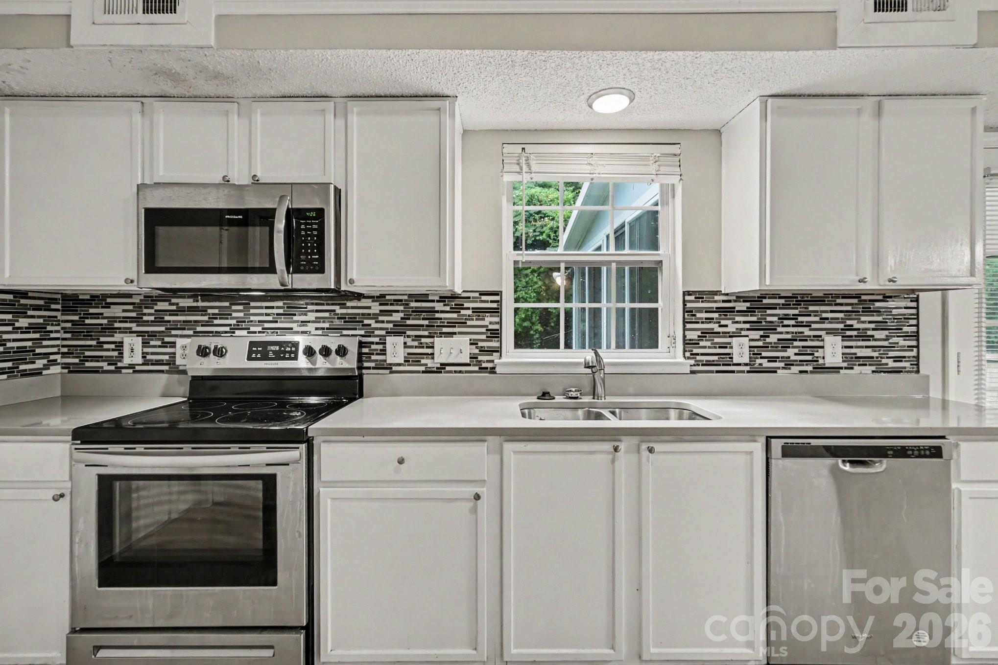 Creekside At Coulwood - Residential