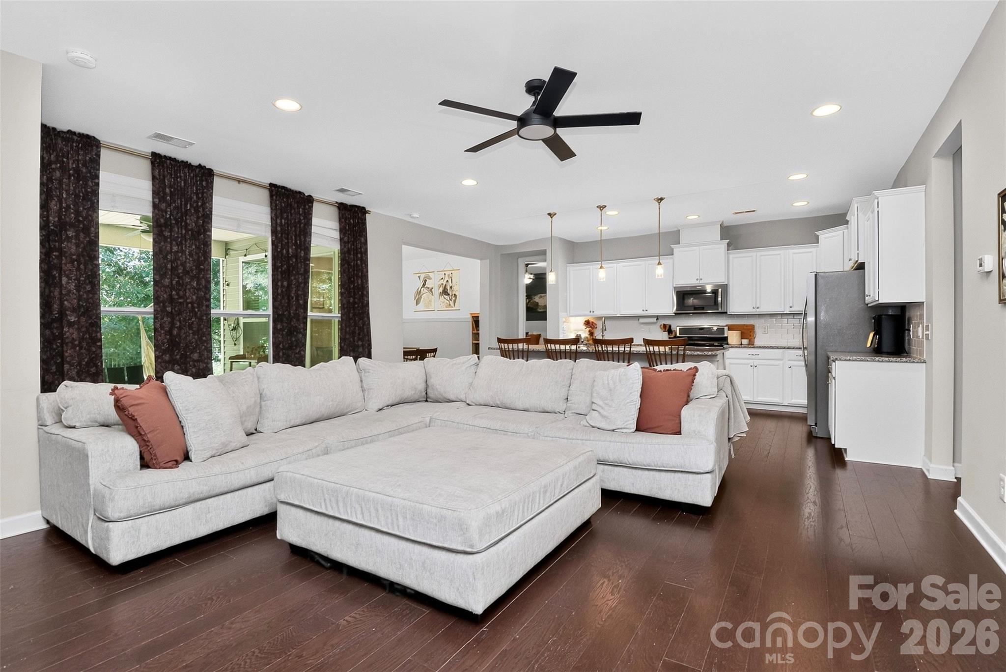 Kings Grove - Residential