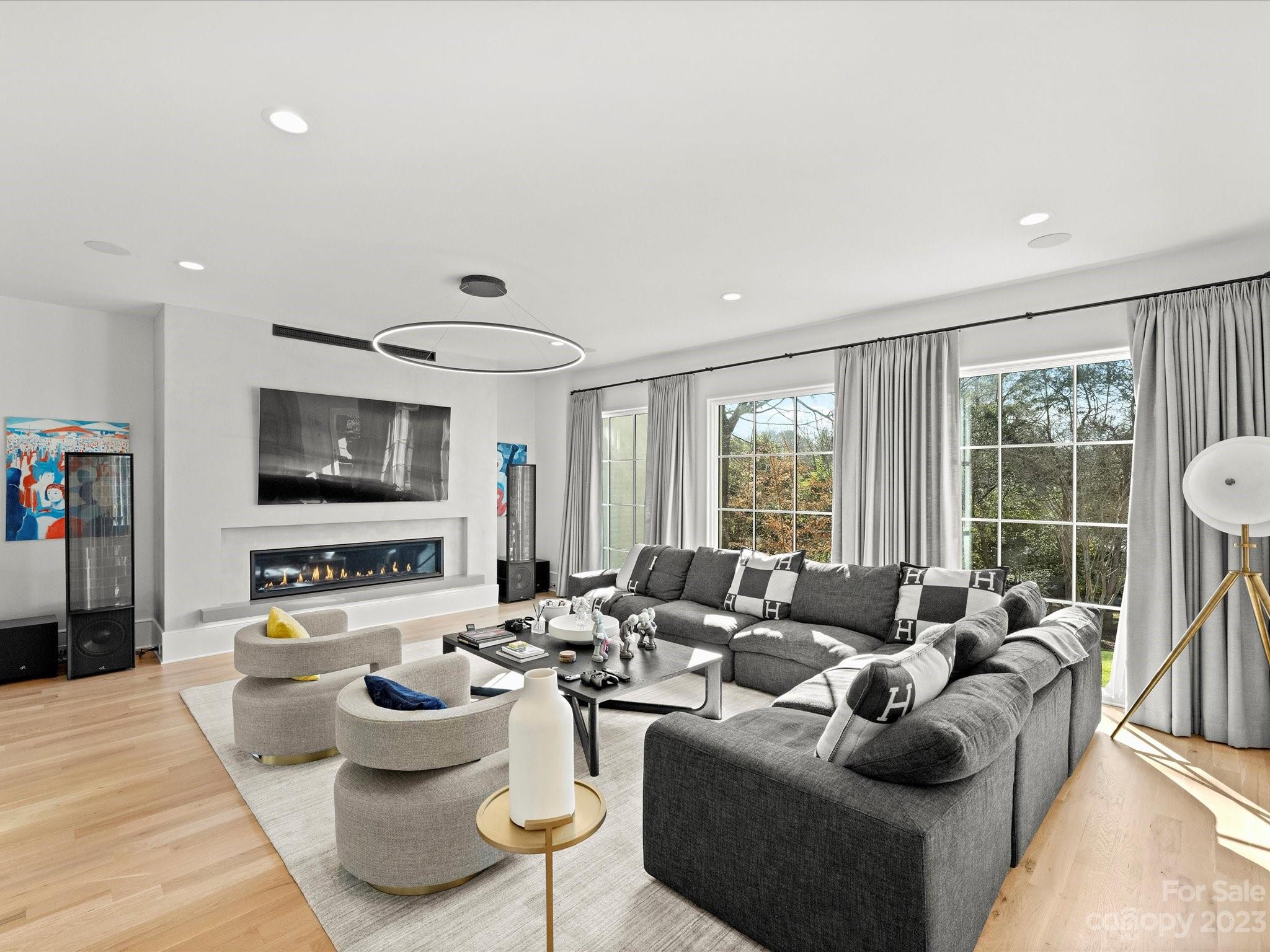 Mammoth Oaks - Residential