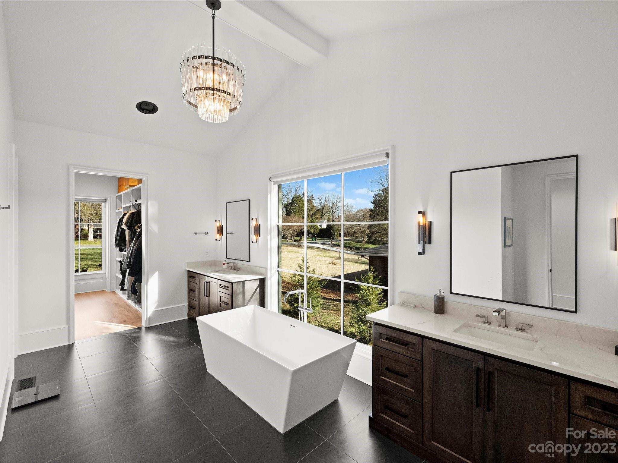 Mammoth Oaks - Residential