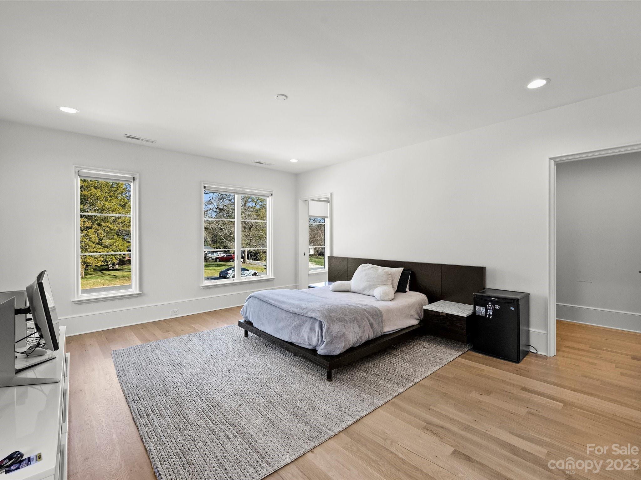 Mammoth Oaks - Residential