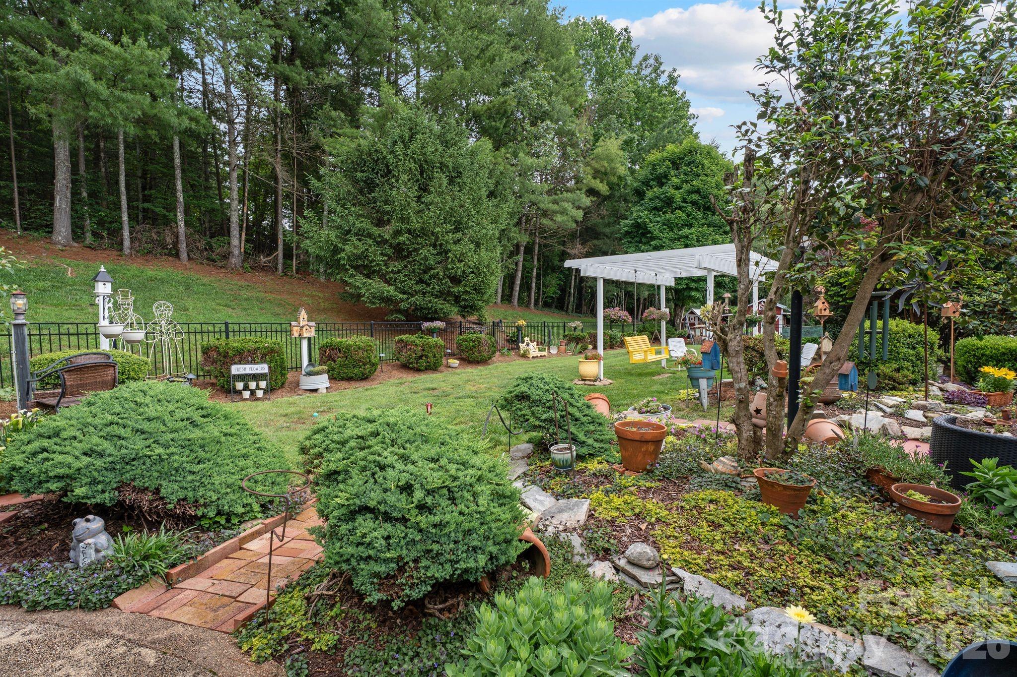 Oakmont Estates - Residential