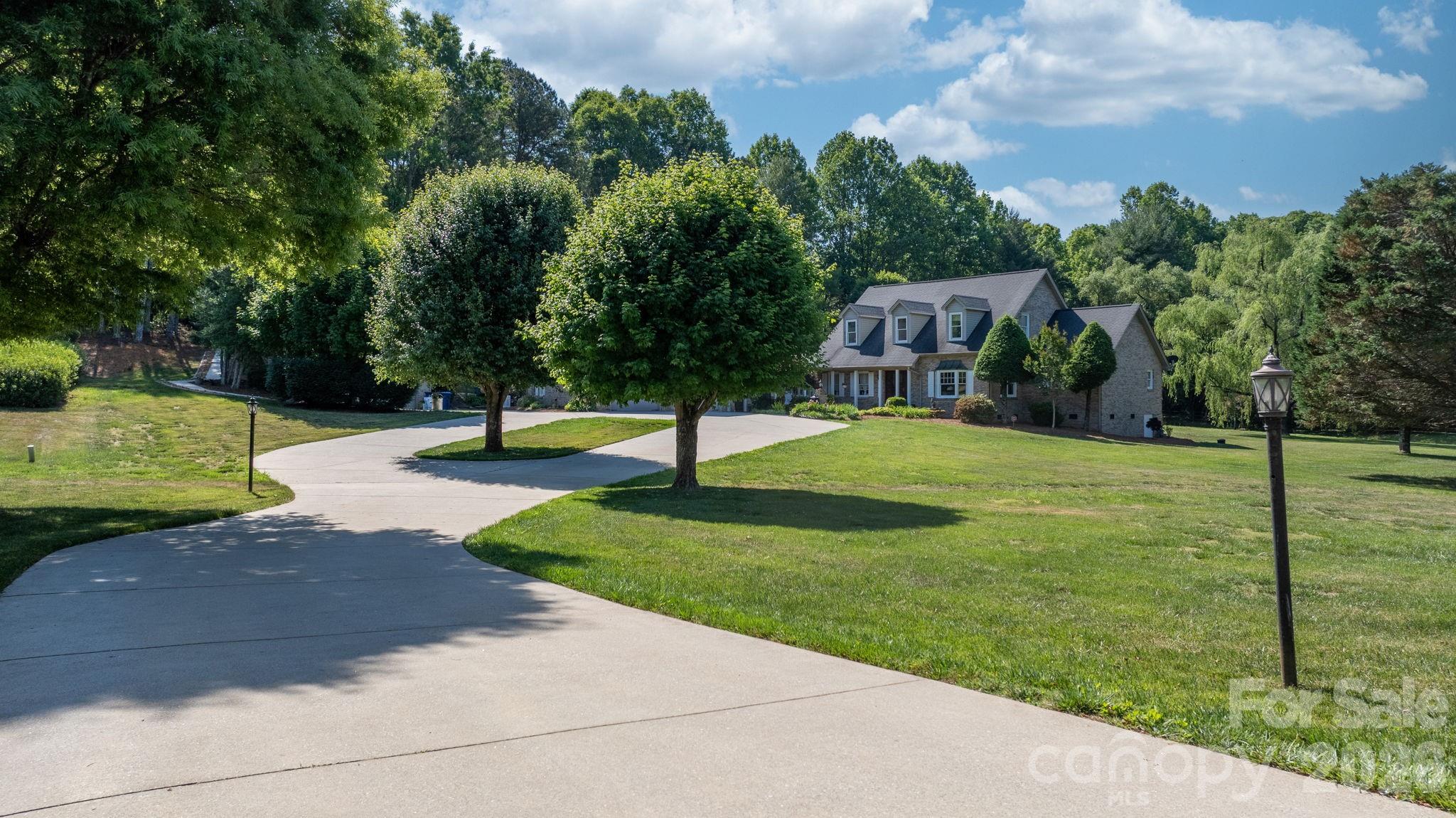 Oakmont Estates - Residential