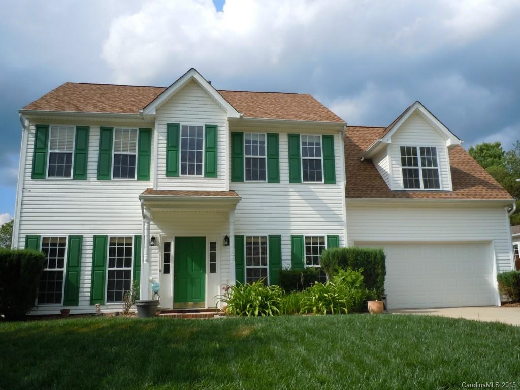 Here is another special home in the remarkable neighborhood of White Grove.  Don't miss the opportunity to be the next proud owner of this great home.  Relax next to your own, private in-ground pool.  Schedule you showing today.