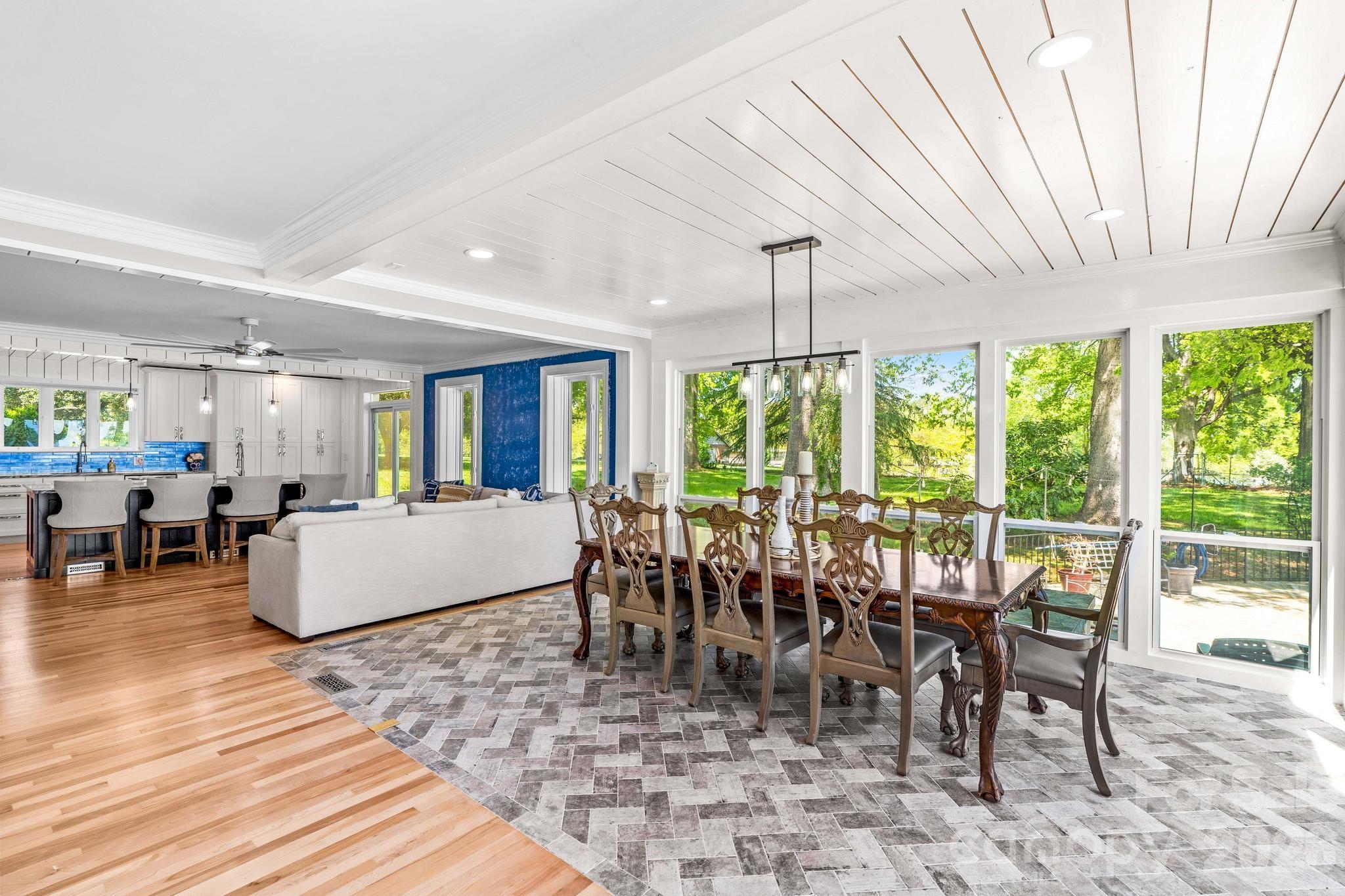 Fox Hollow - Residential