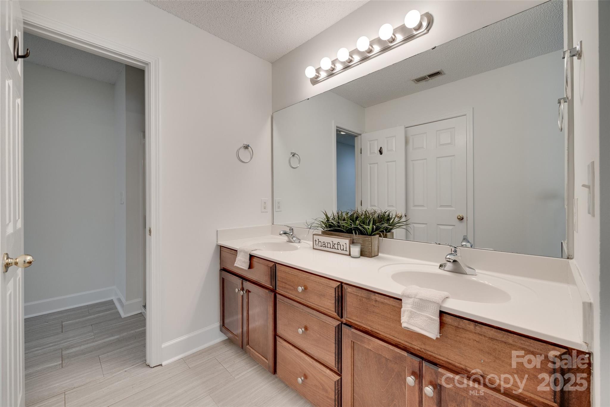 Summey Knoll - Residential