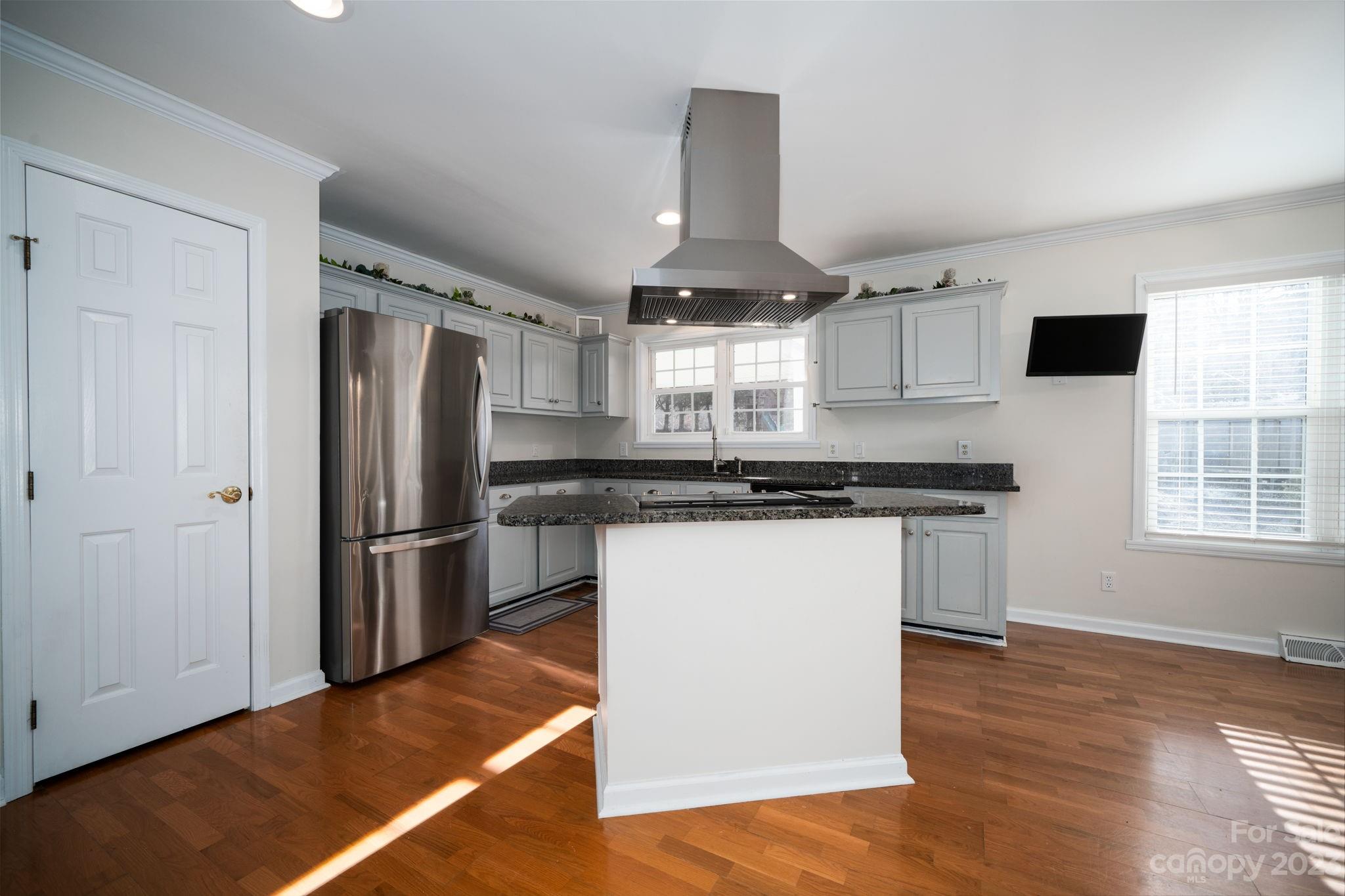 Windsor Pointe - Residential