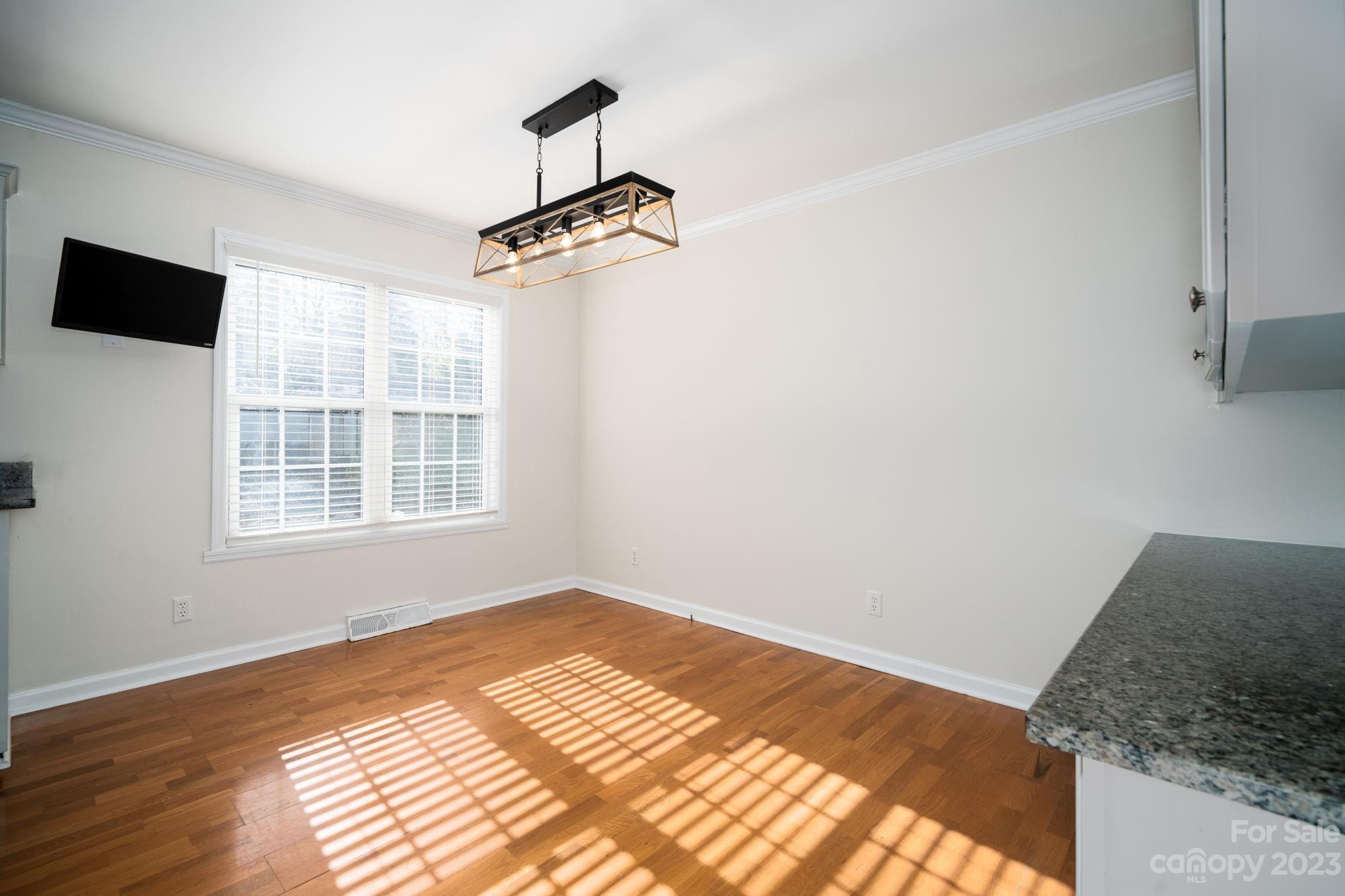 Windsor Pointe - Residential