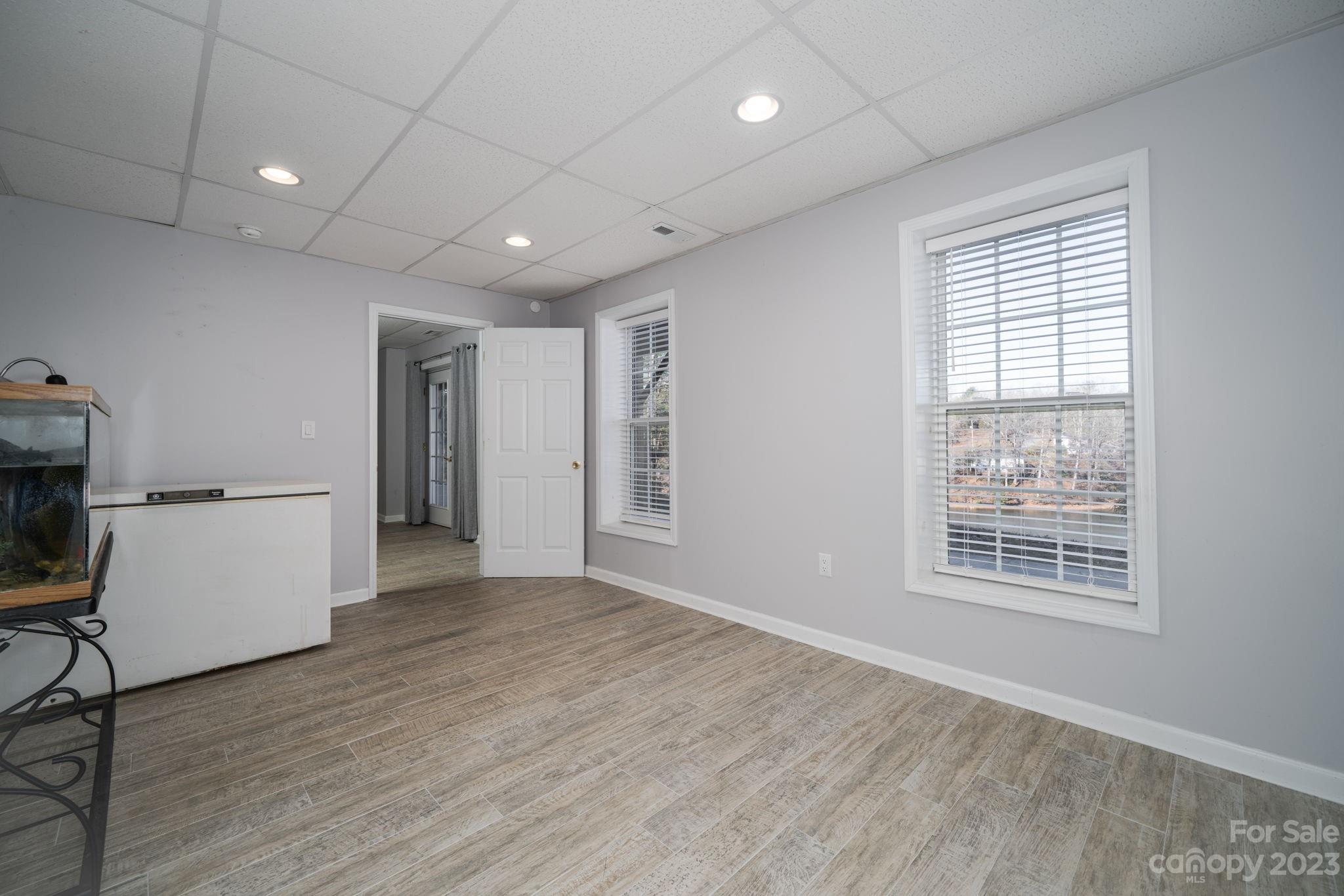 Windsor Pointe - Residential