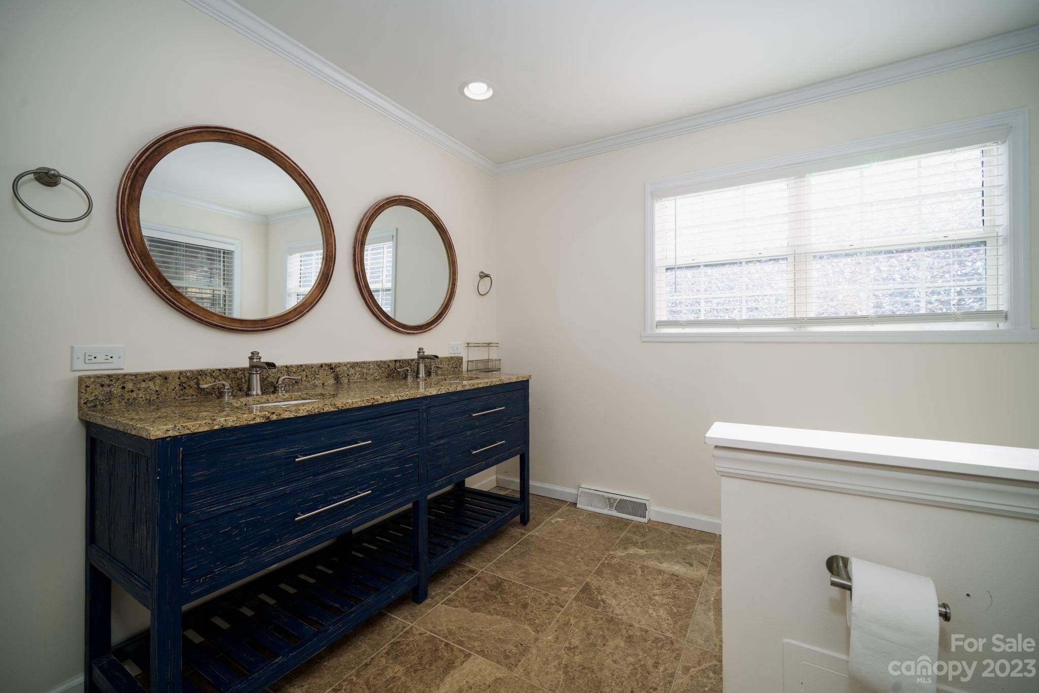 Windsor Pointe - Residential