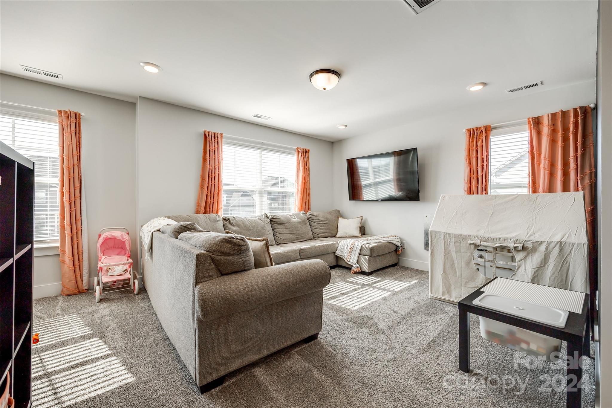 Robinson Oaks - Residential