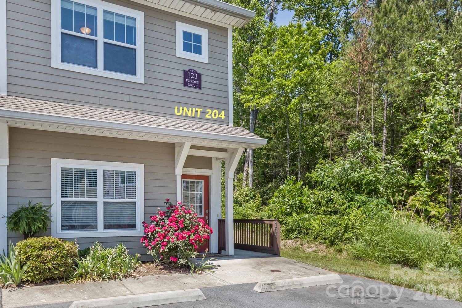 Fox Glen - Residential