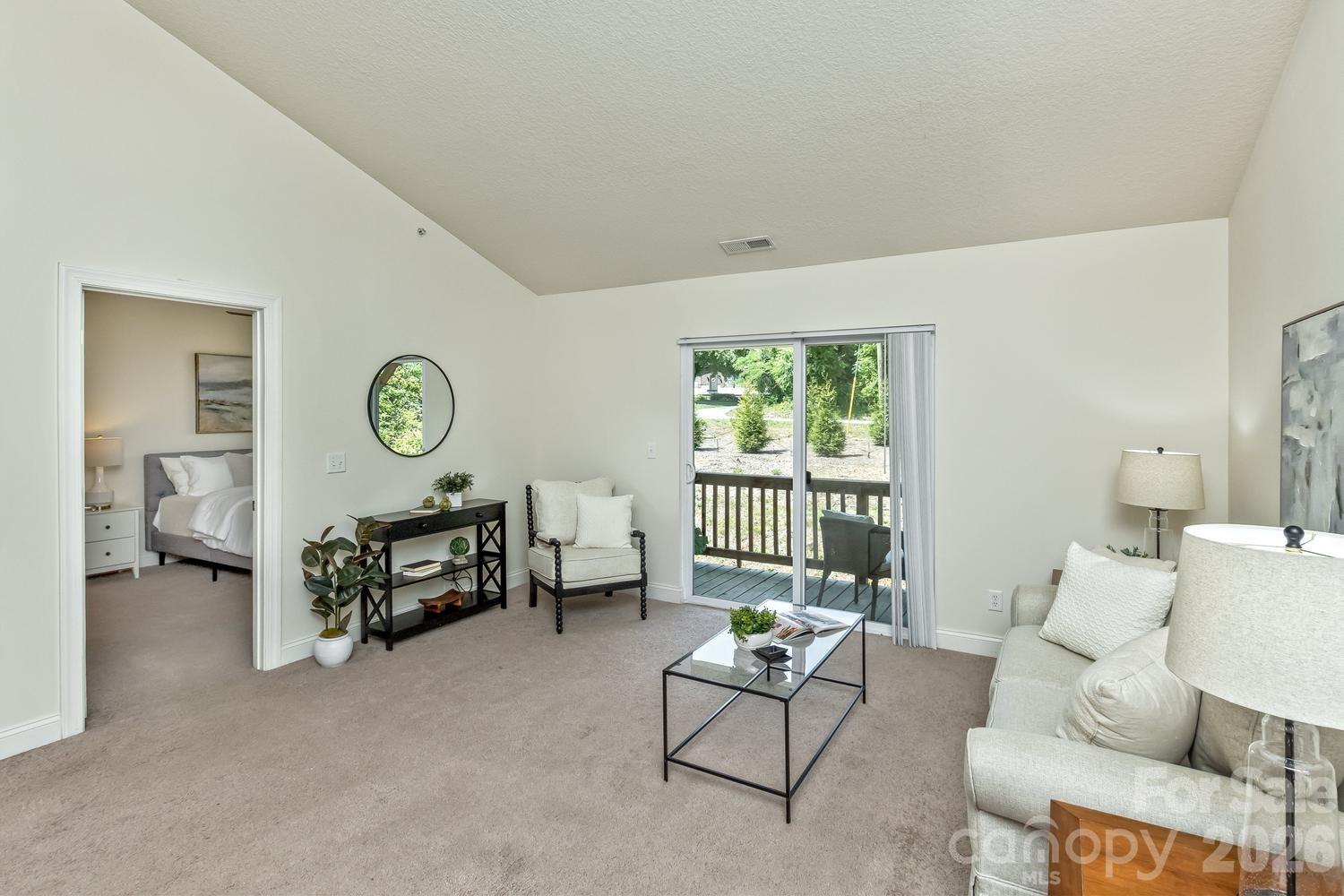 Fox Glen - Residential
