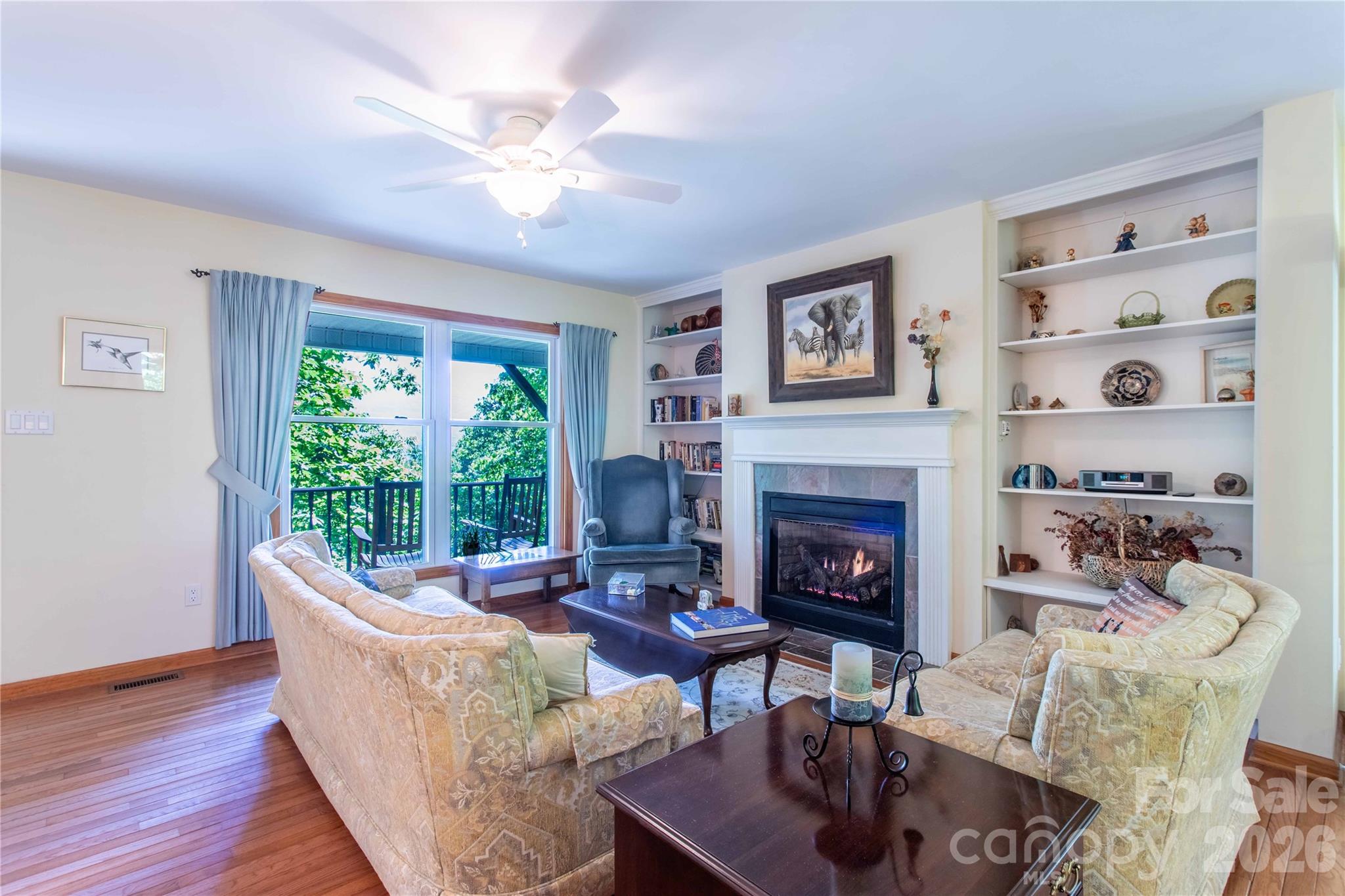 Laurel Ridge - Residential