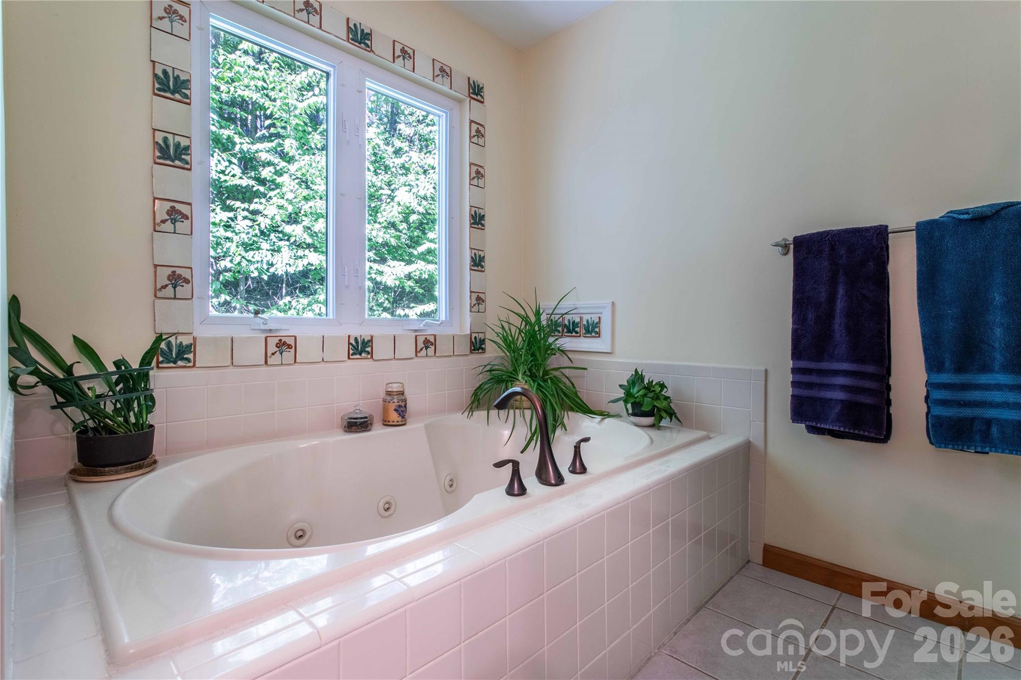 Laurel Ridge - Residential