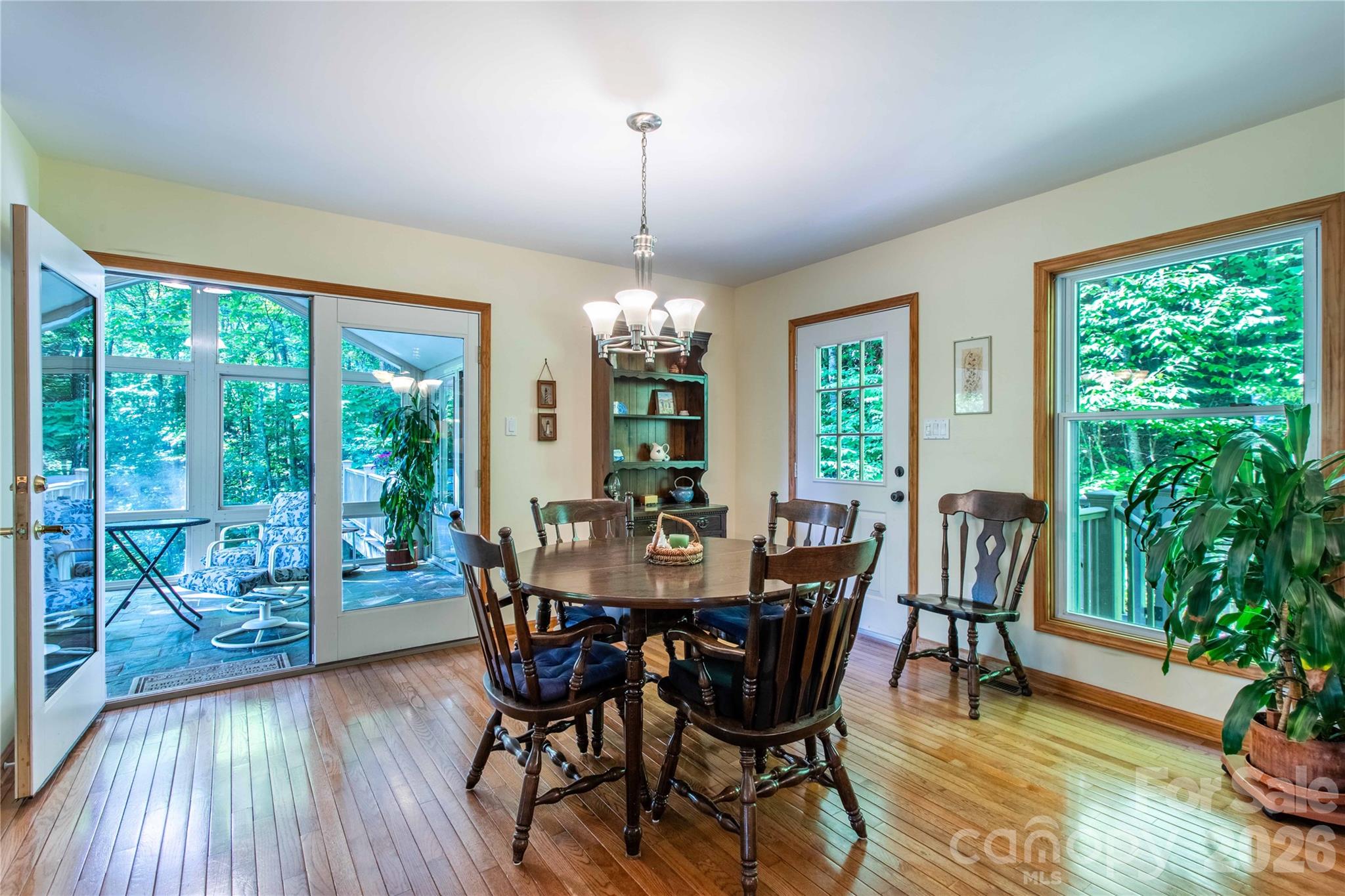 Laurel Ridge - Residential