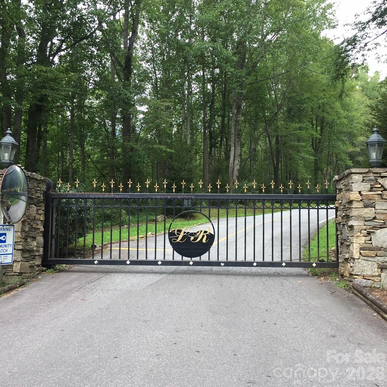 Laurel Ridge - Residential