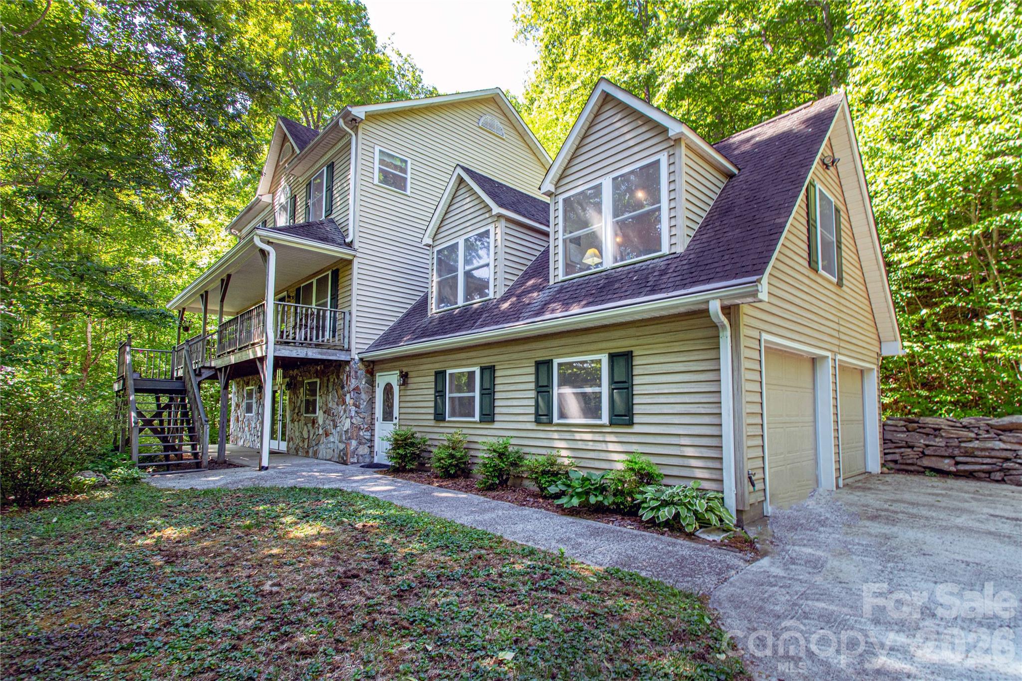 Laurel Ridge - Residential