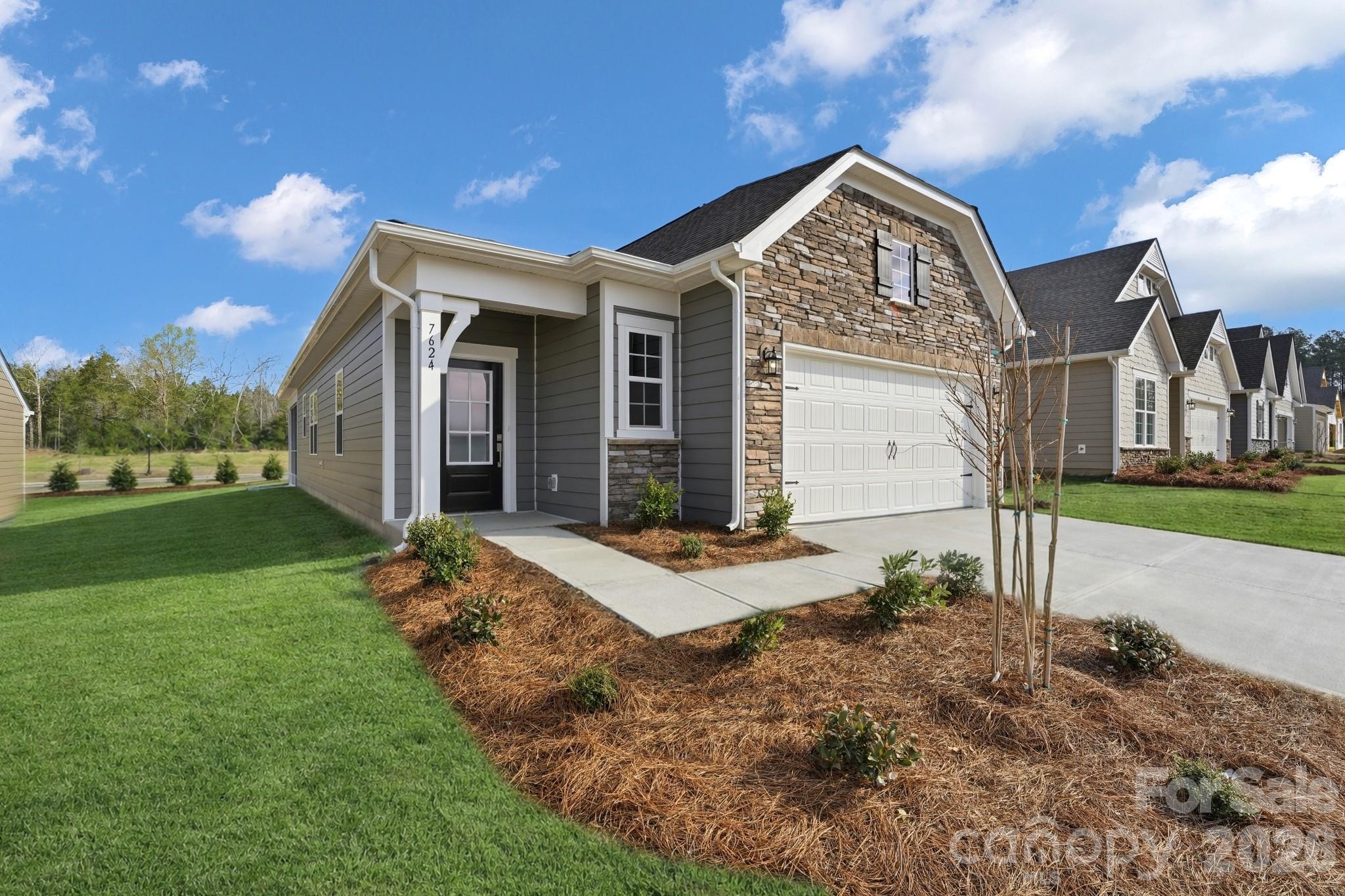 Roselyn - Residential