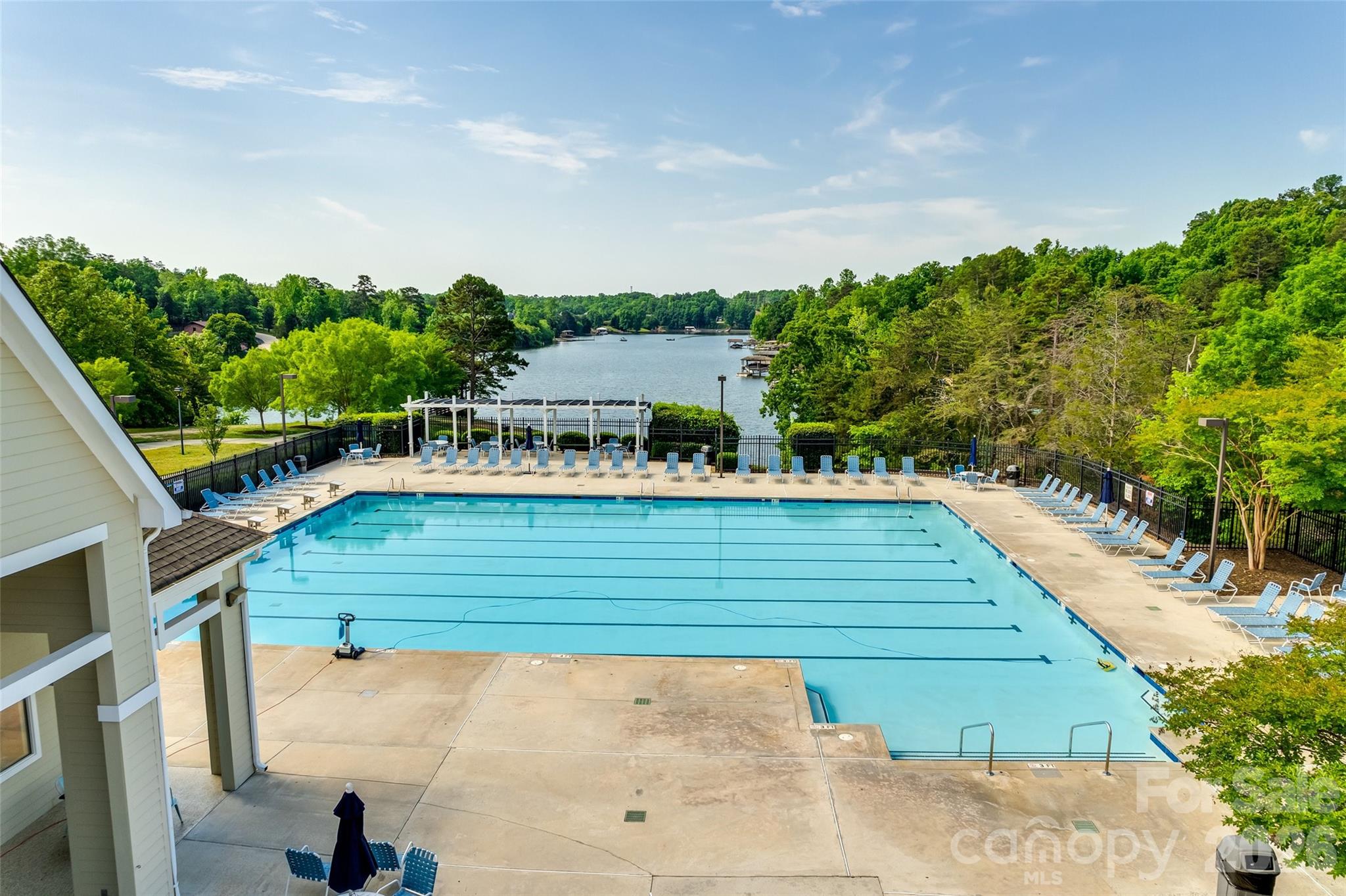 Tega Cay - Residential