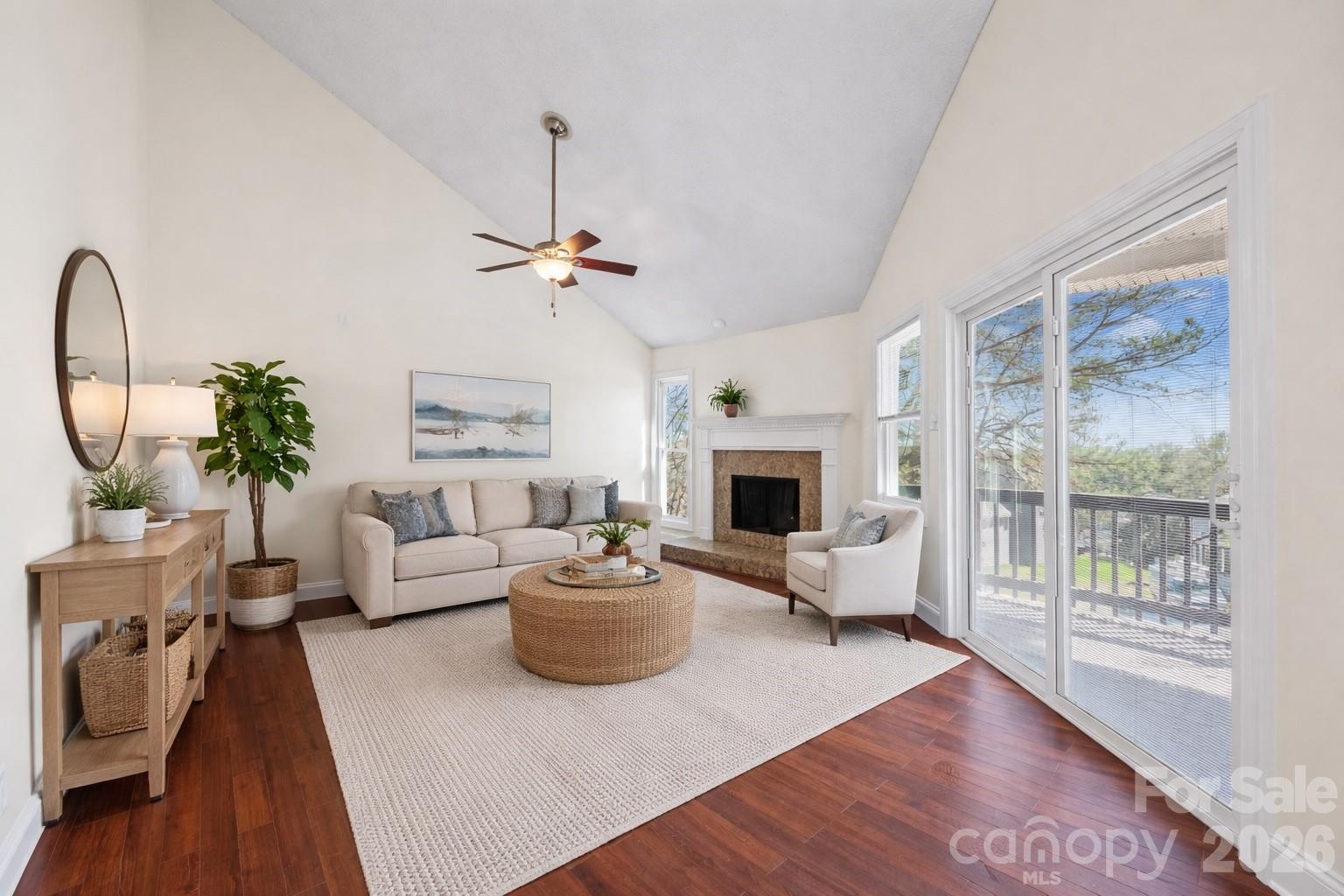Tega Cay - Residential