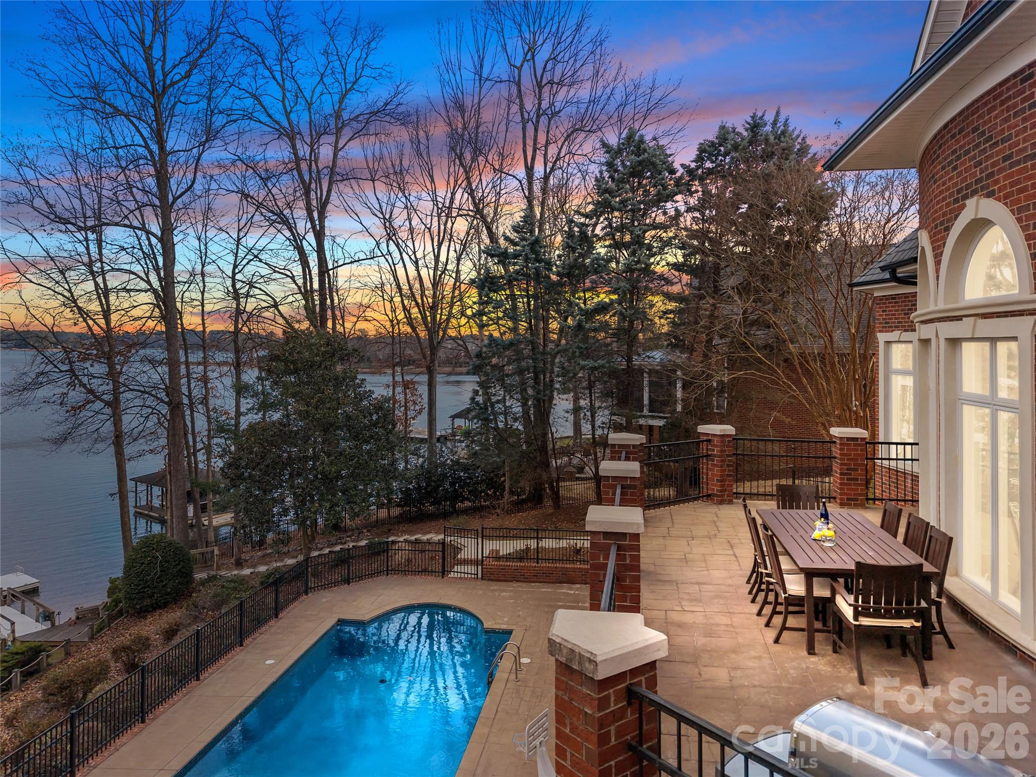 West Bay - Residential