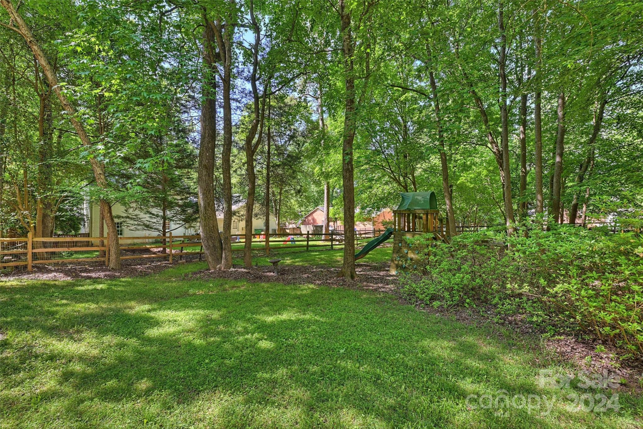 Sardis Forest - Residential