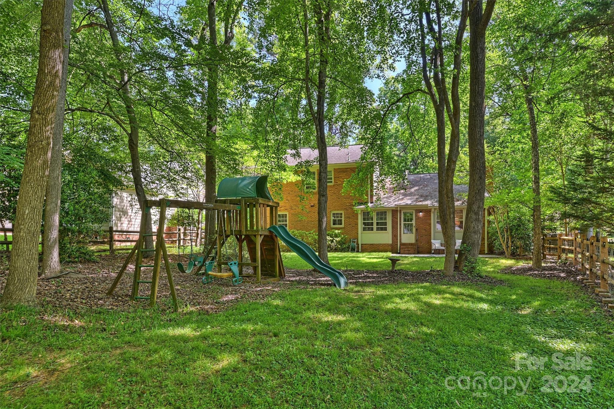 Sardis Forest - Residential