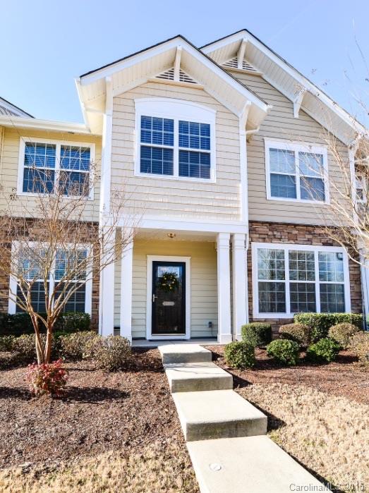 Hardwoods throughout main living areas, Granite kitchen countertops, Stainless steel appliances, Gas range, Luxury master bath; Detached garage. This unit is immaculately kept! This is a MUST SEE!