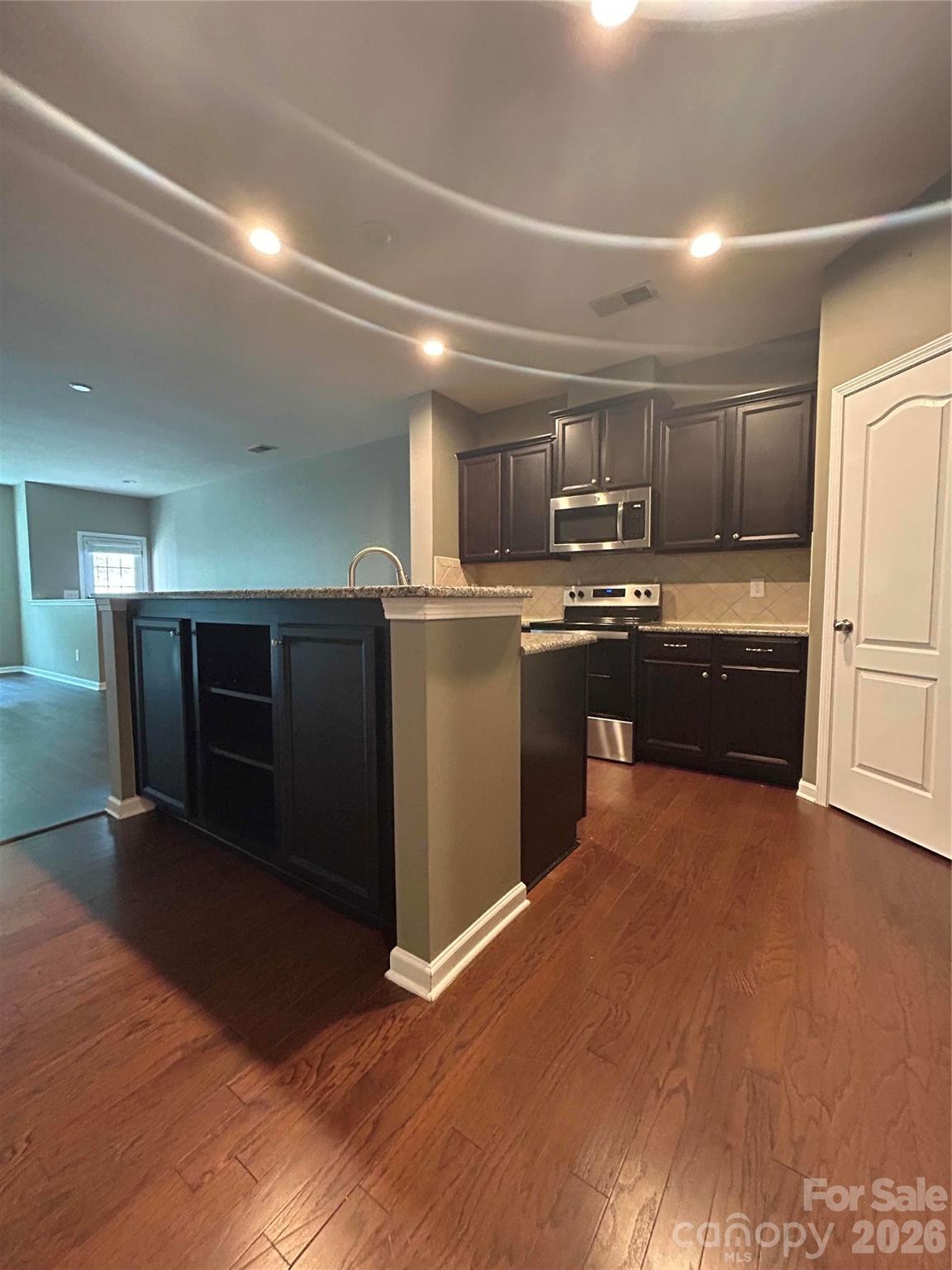 Almond Glen - Residential