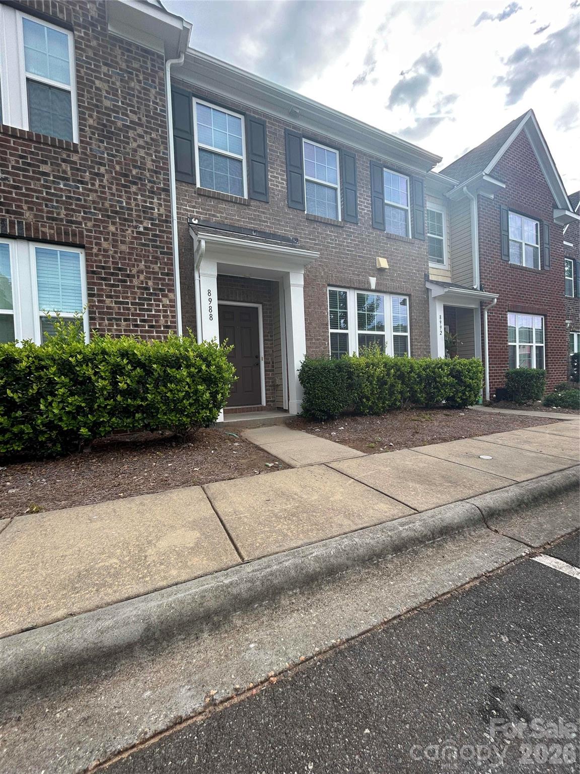 Almond Glen - Residential